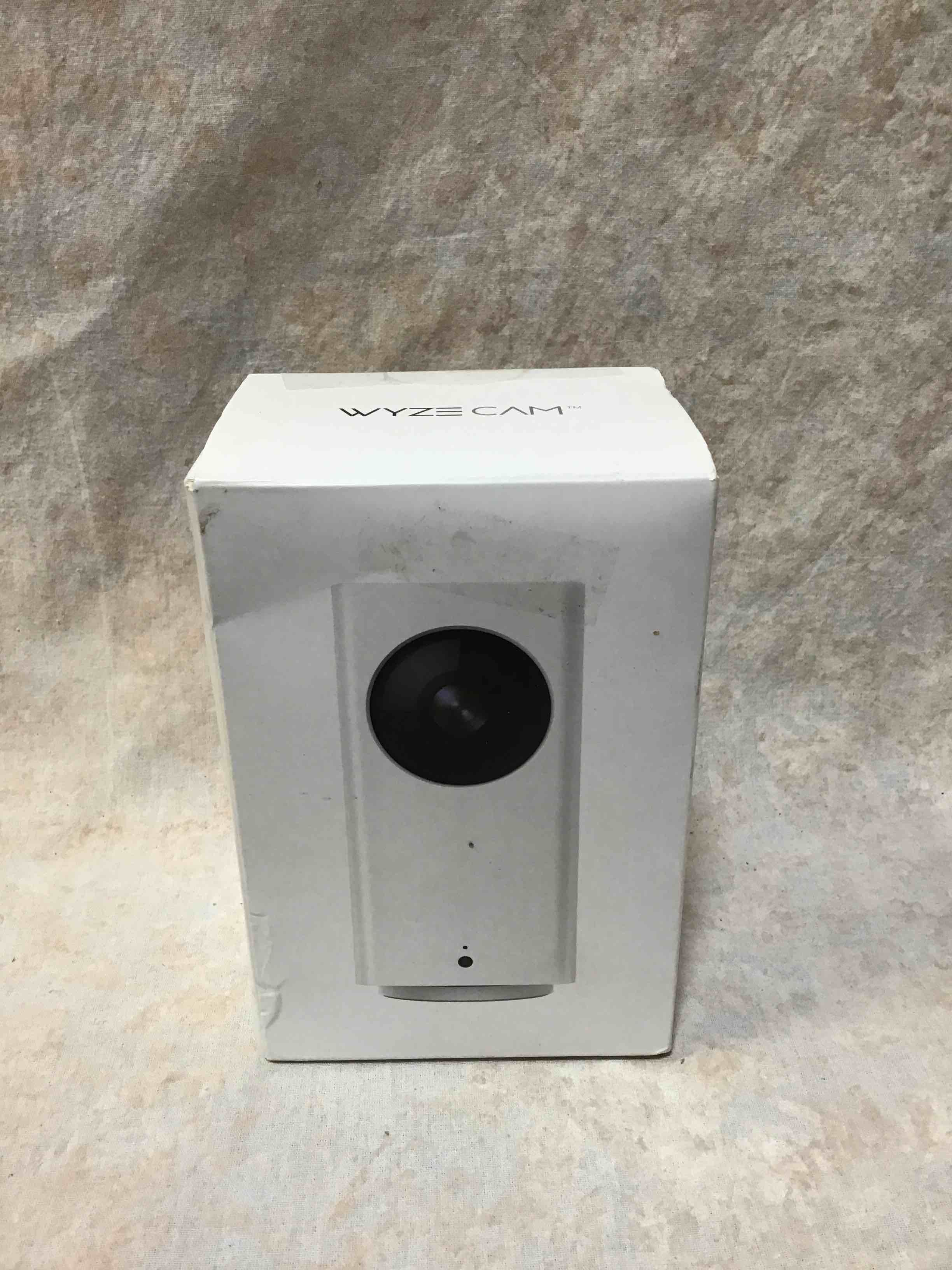 https://s3.amazonaws.com/lotting-images-prod/bidfta/RED3586778_1750875104945.jpeg