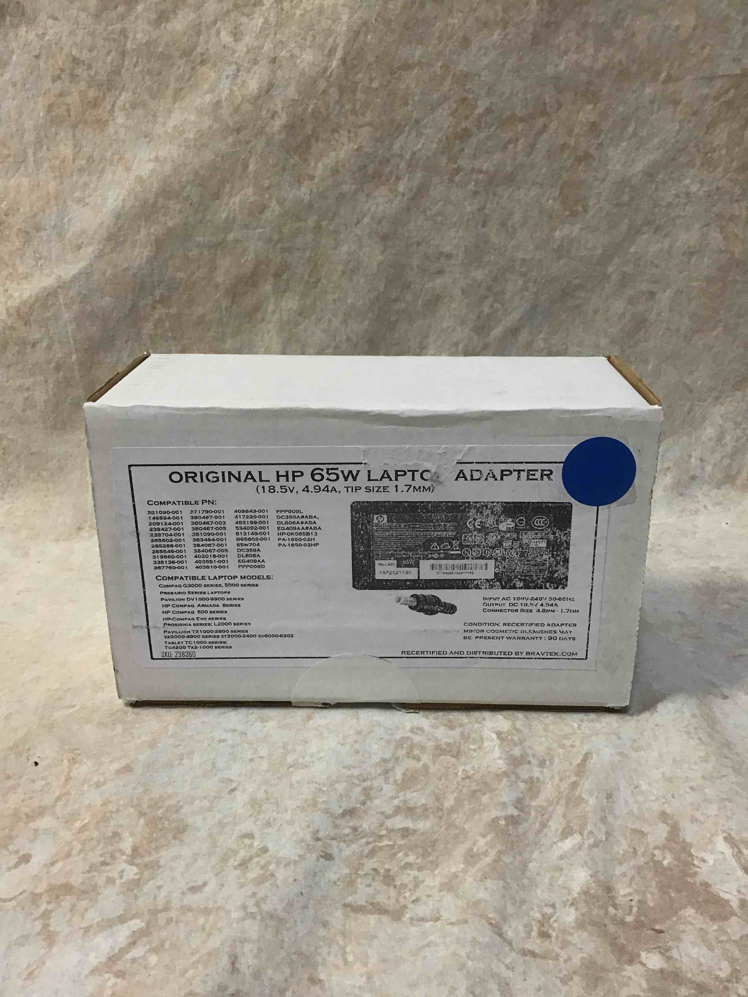 https://s3.amazonaws.com/lotting-images-prod/bidfta/RED3586842_1750788548709.jpeg