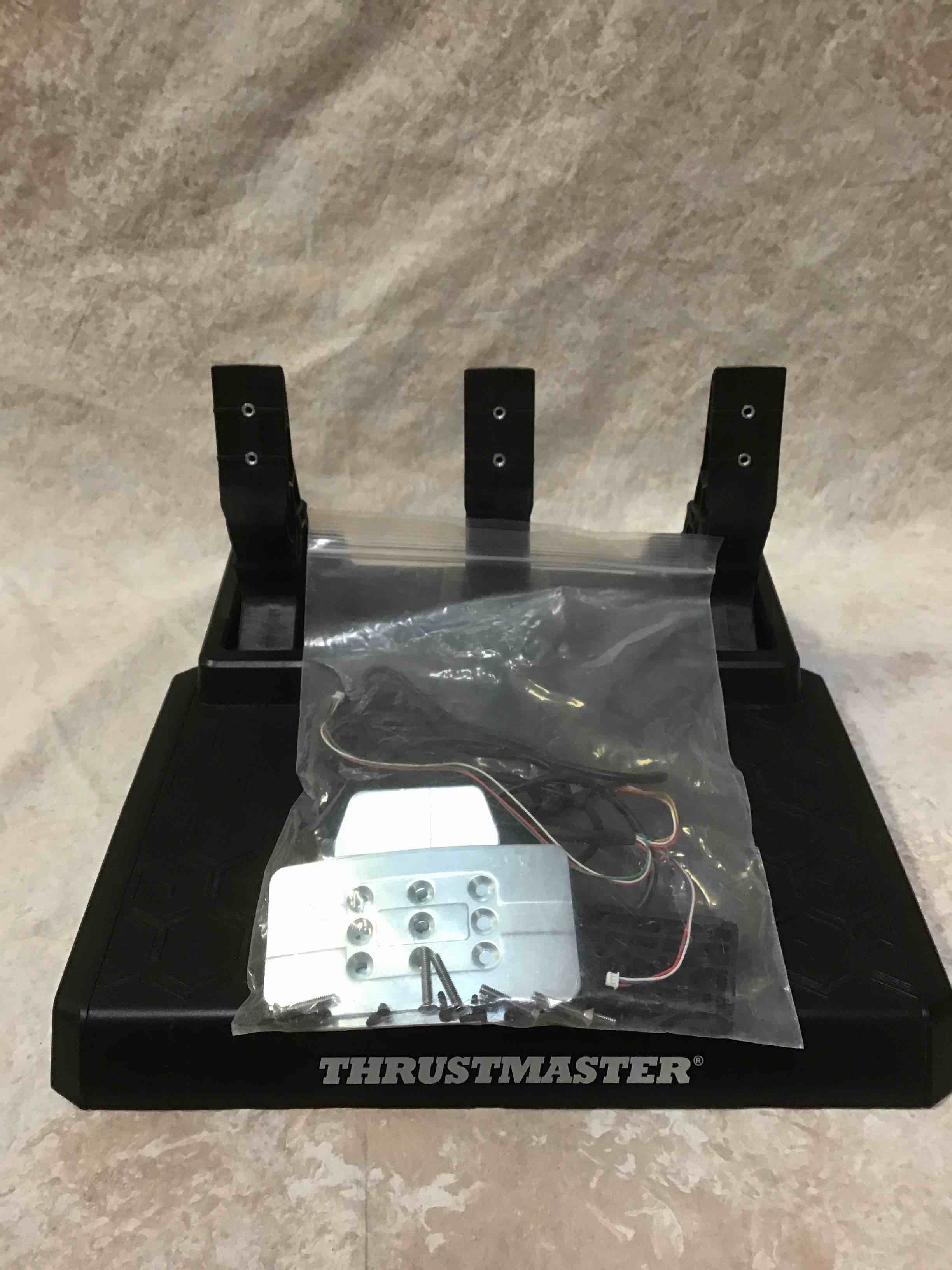 Thrustmaster Pedals 