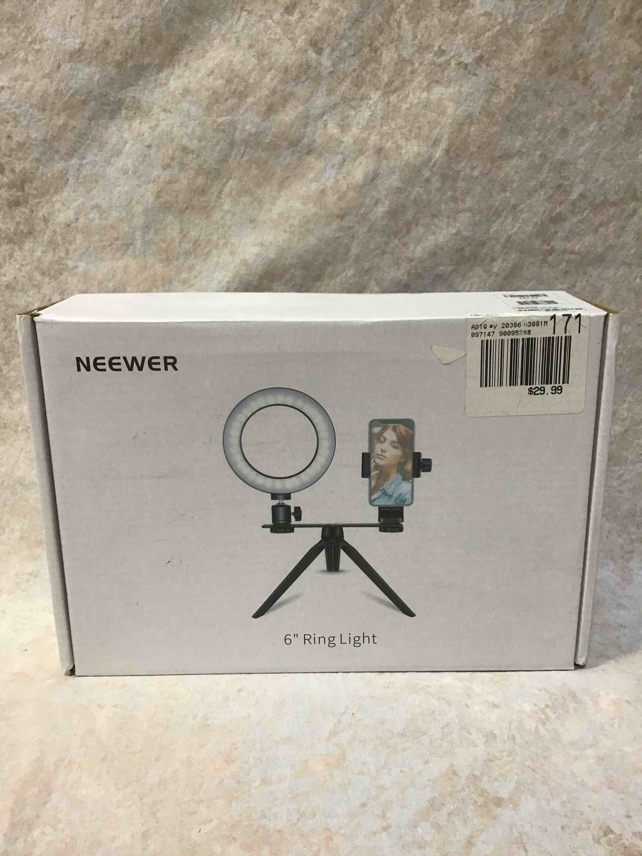 https://s3.amazonaws.com/lotting-images-prod/bidfta/RED3586879_1750691539311.jpeg