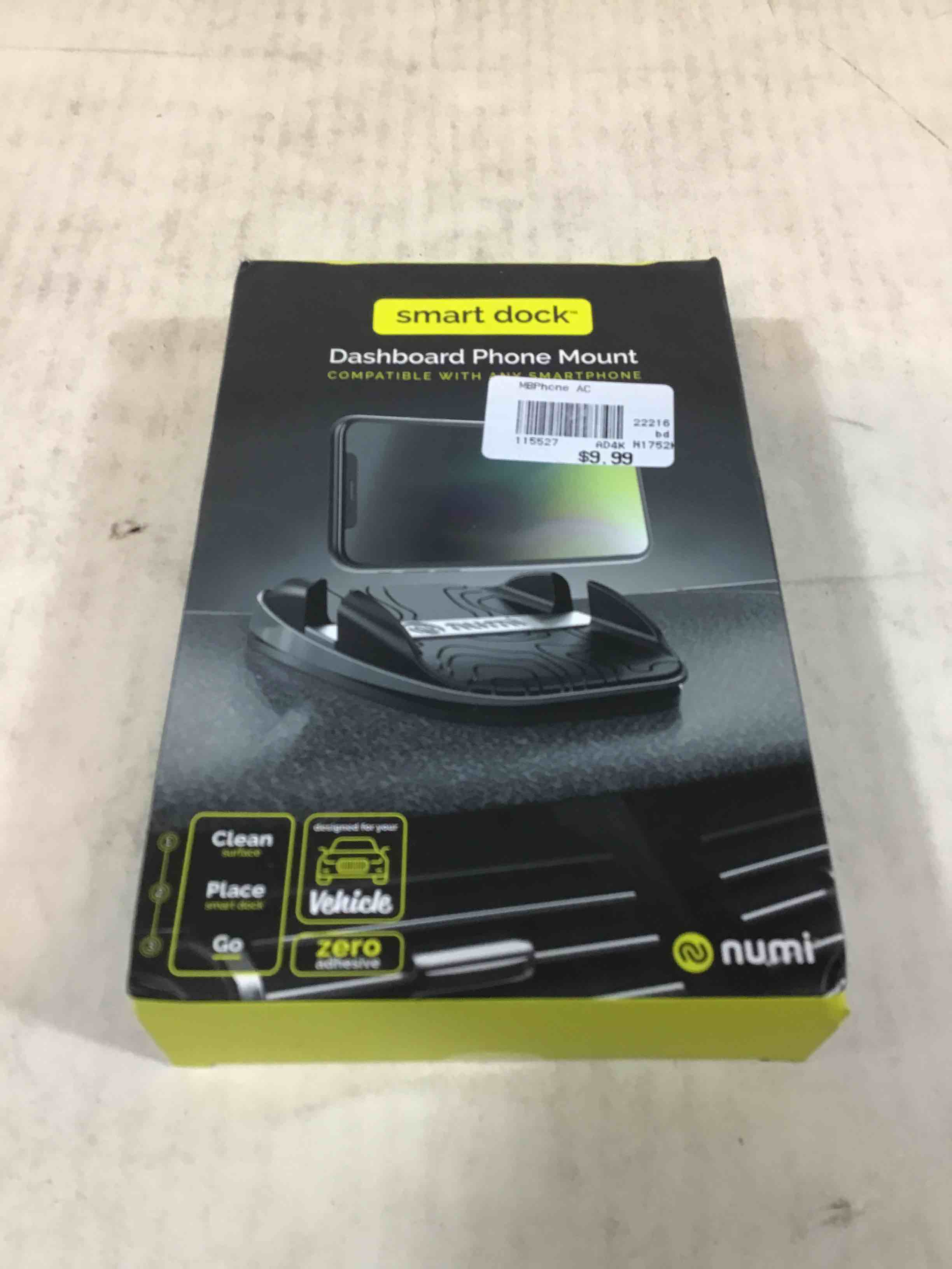 Numi Smart Dock Dashboard Phone Mount