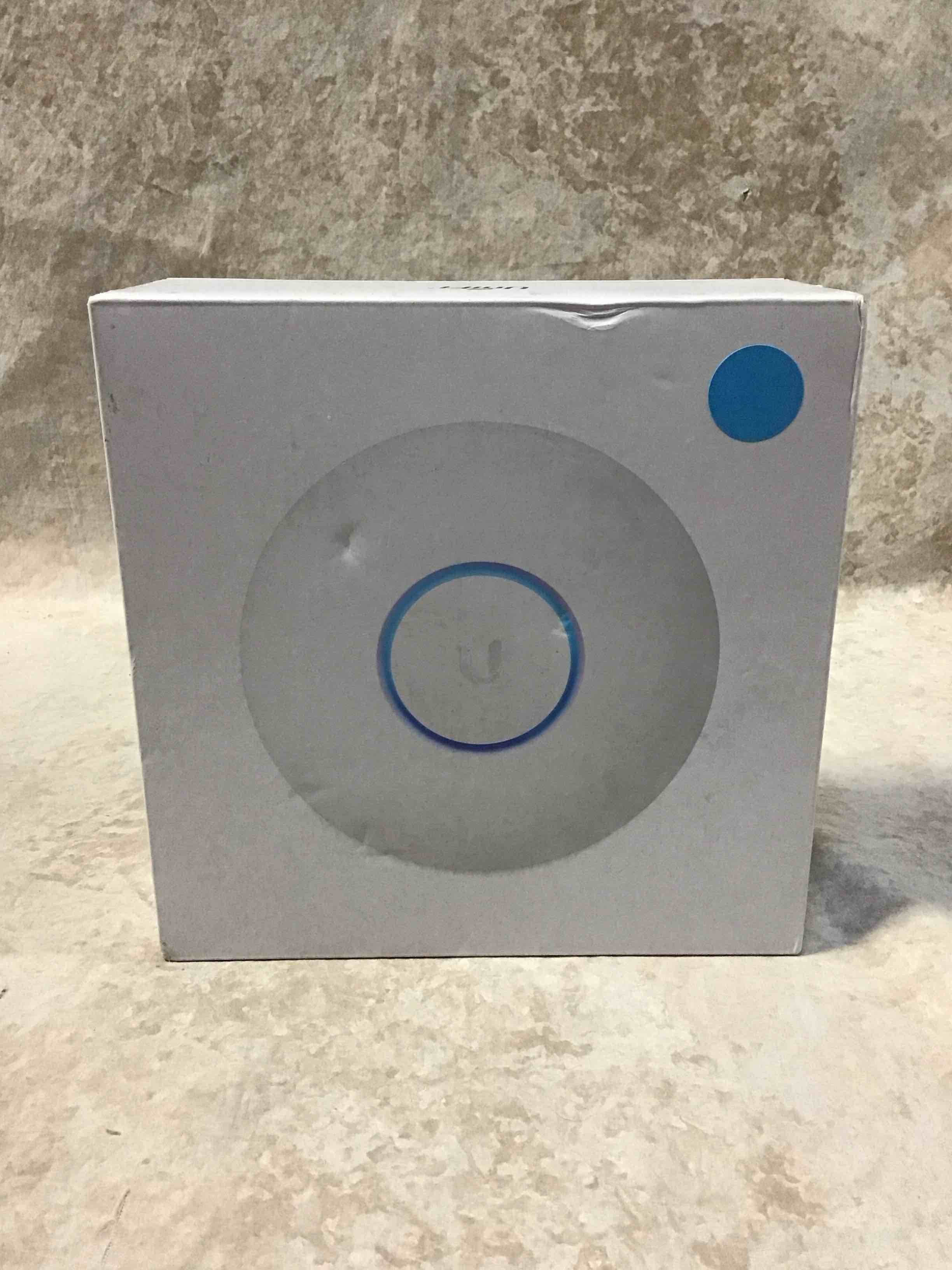 Ubiquiti UniFi nanoHD UAP-nanoHD IEEE 802.11ac 1.73 Gbit/s Wireless Access Point (1 Pack)