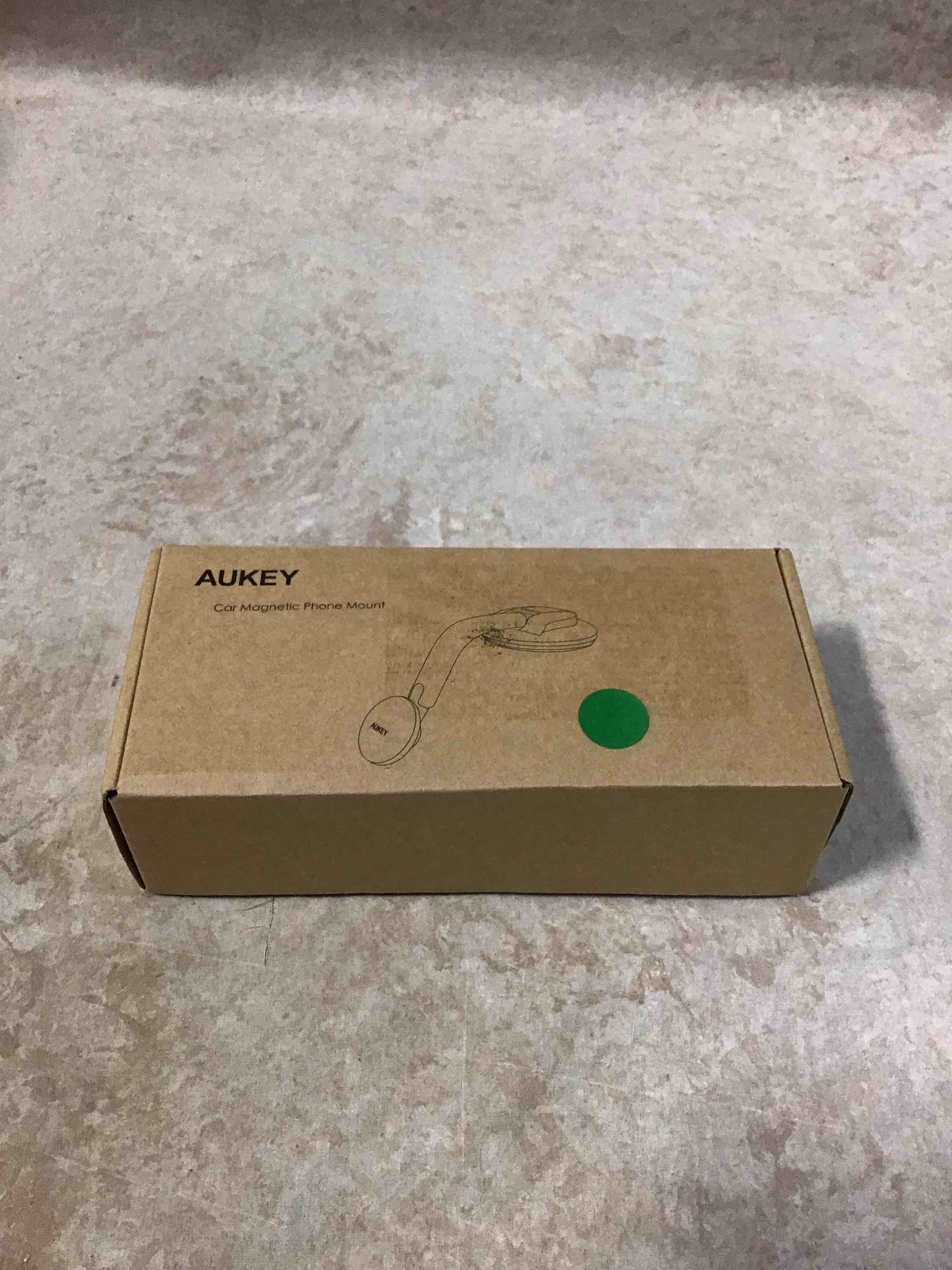 Aukey Car Magnetic Phone Mount