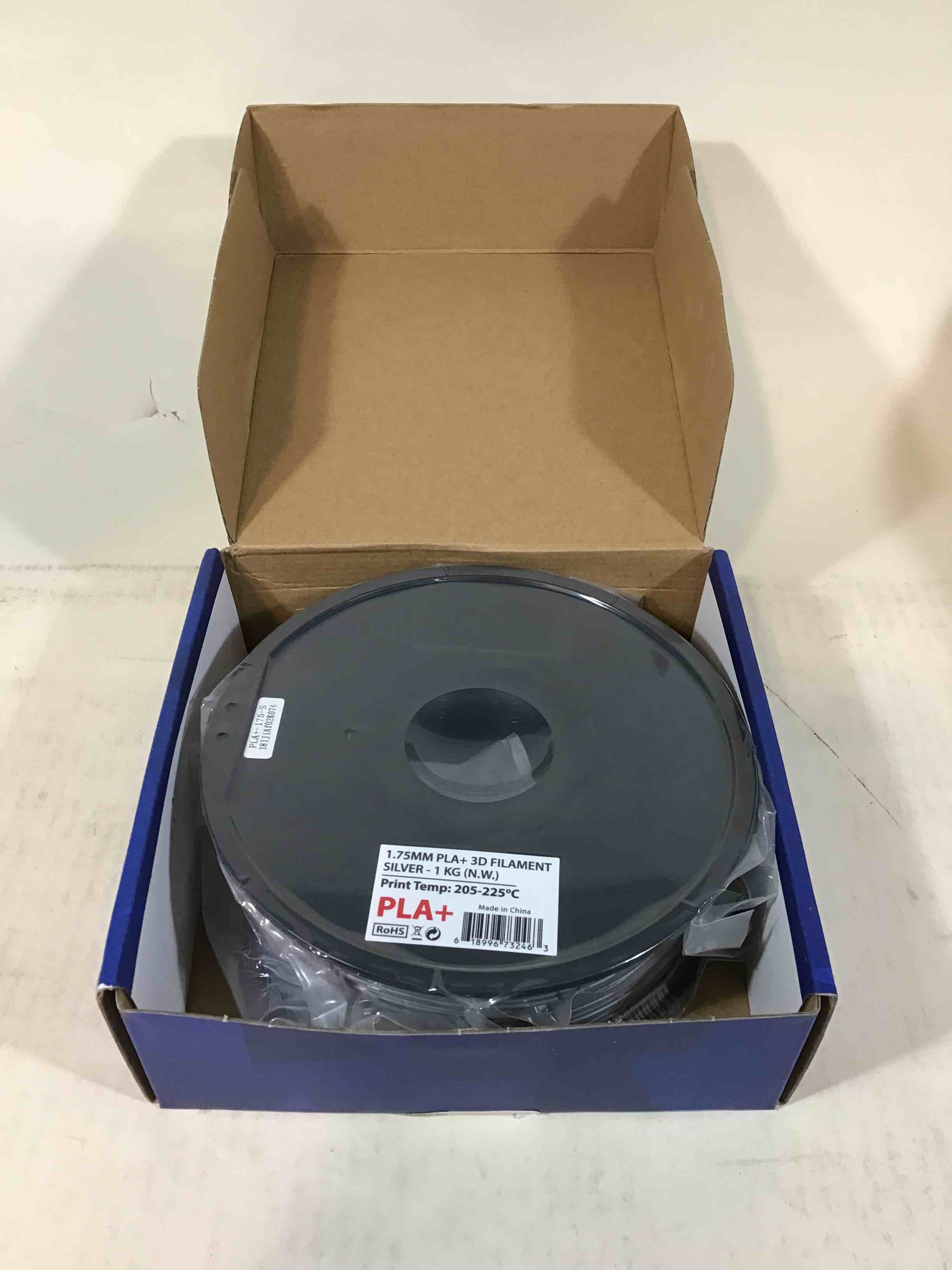 https://s3.amazonaws.com/lotting-images-prod/bidfta/RED3588462_1758731282106.jpeg