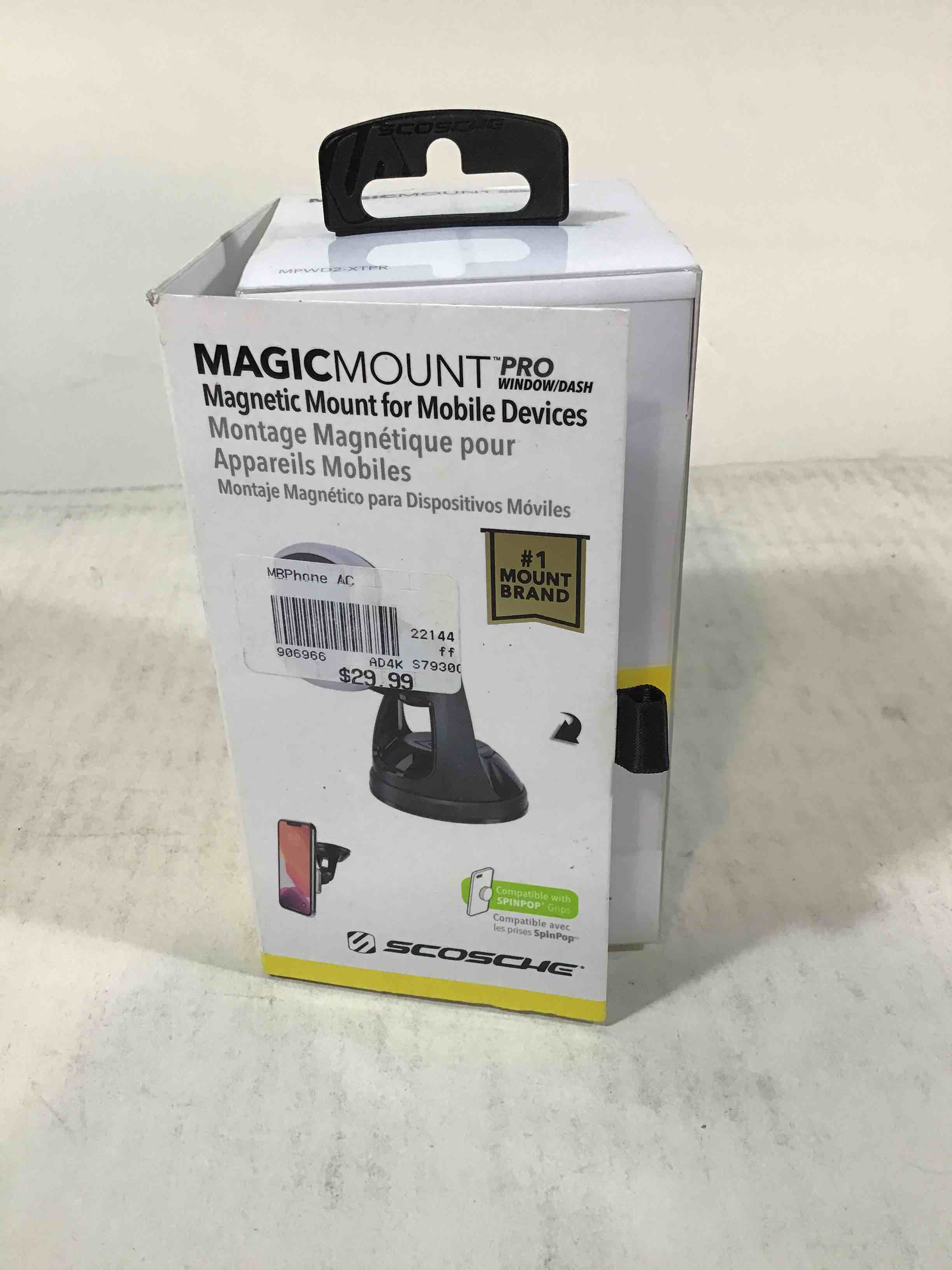 https://s3.amazonaws.com/lotting-images-prod/bidfta/RED3588598_1756924211886.jpeg