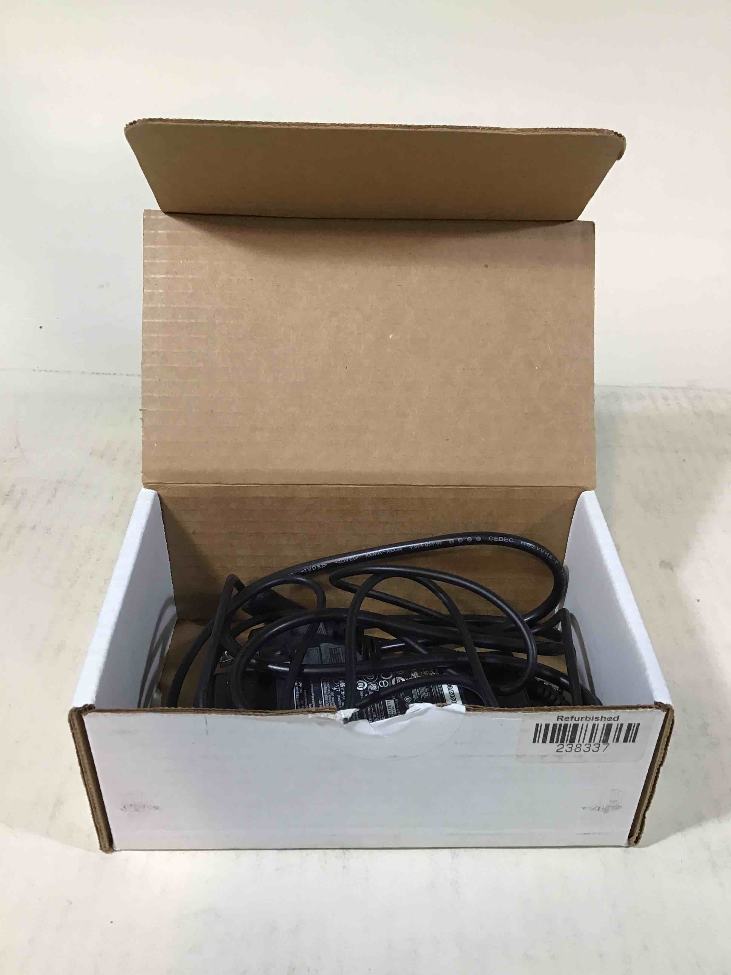 https://s3.amazonaws.com/lotting-images-prod/bidfta/RED3588602_1756924649124.jpeg