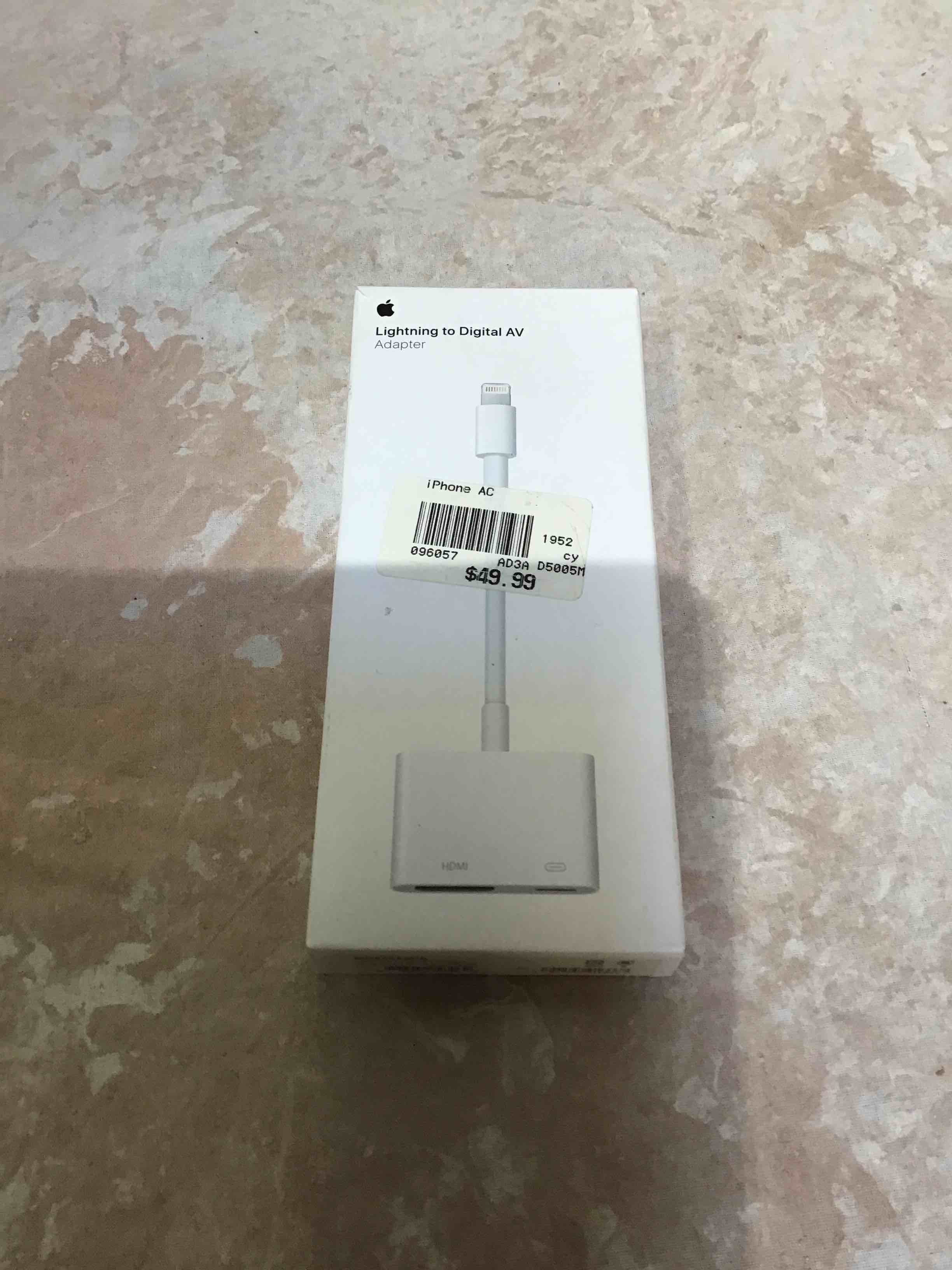 https://s3.amazonaws.com/lotting-images-prod/bidfta/RED3588636_1756917942521.jpeg