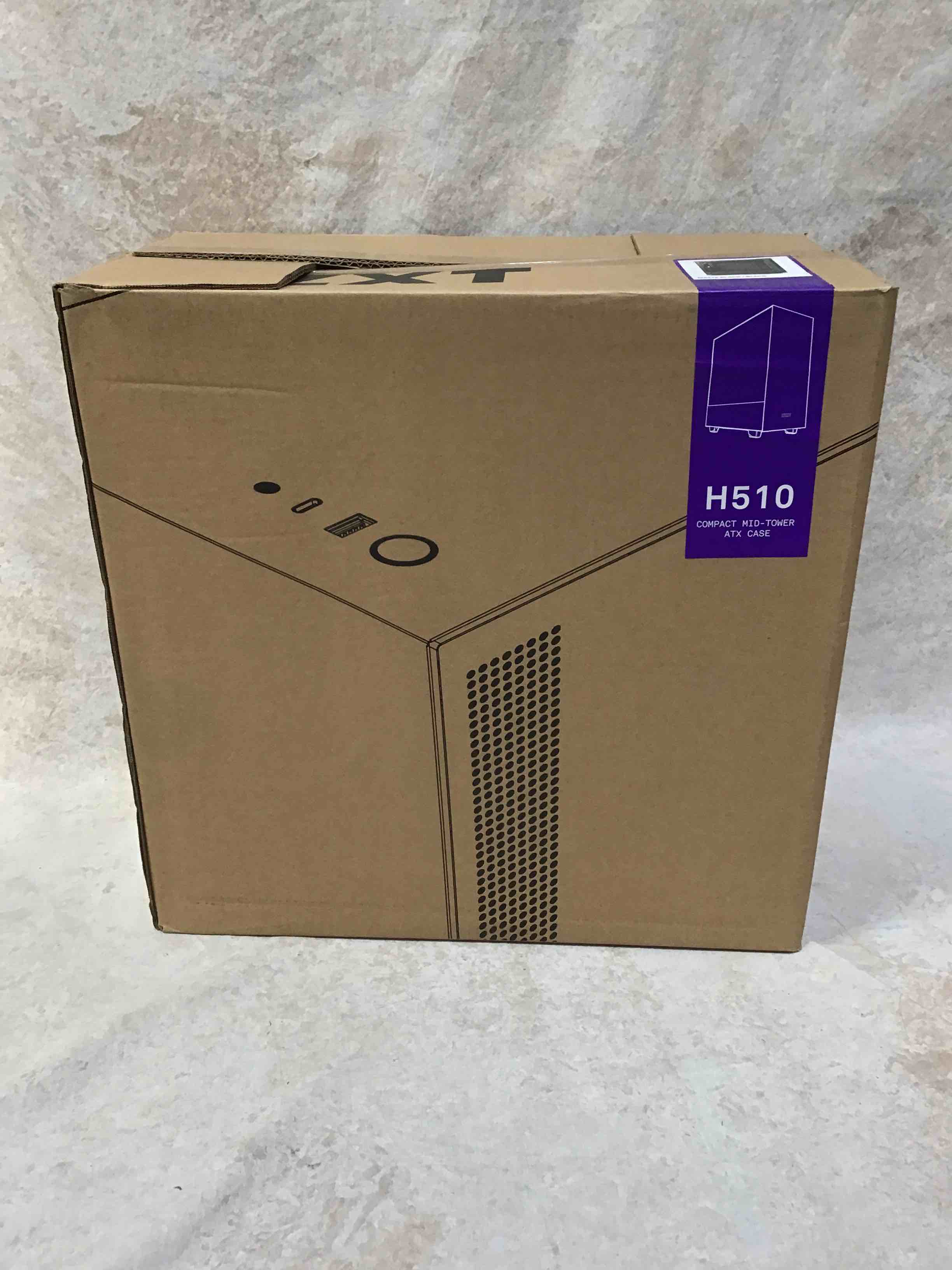 https://s3.amazonaws.com/lotting-images-prod/bidfta/RED3588796_1756490357962.jpeg
