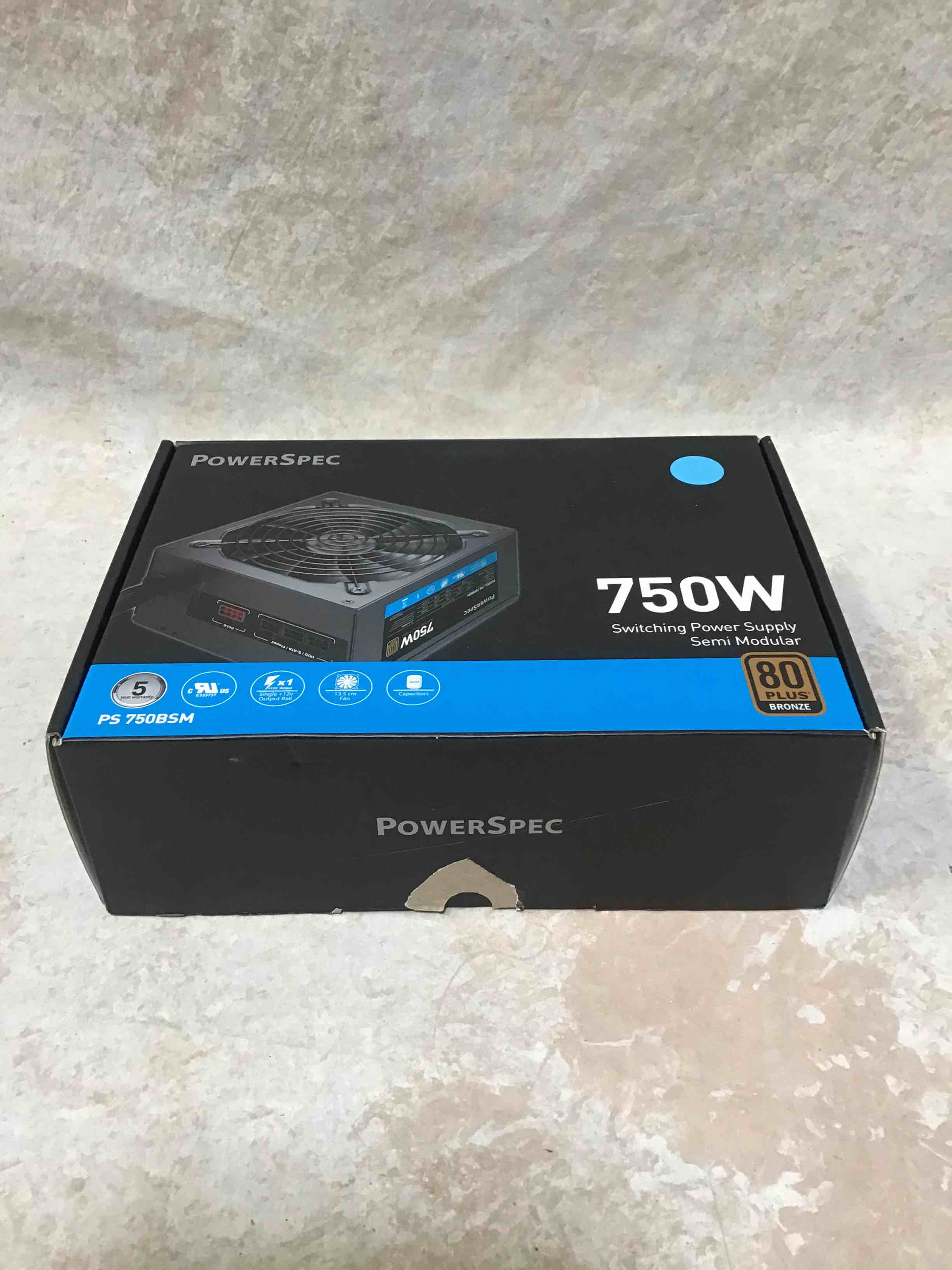 https://s3.amazonaws.com/lotting-images-prod/bidfta/RED3588817_1753461037878.jpeg
