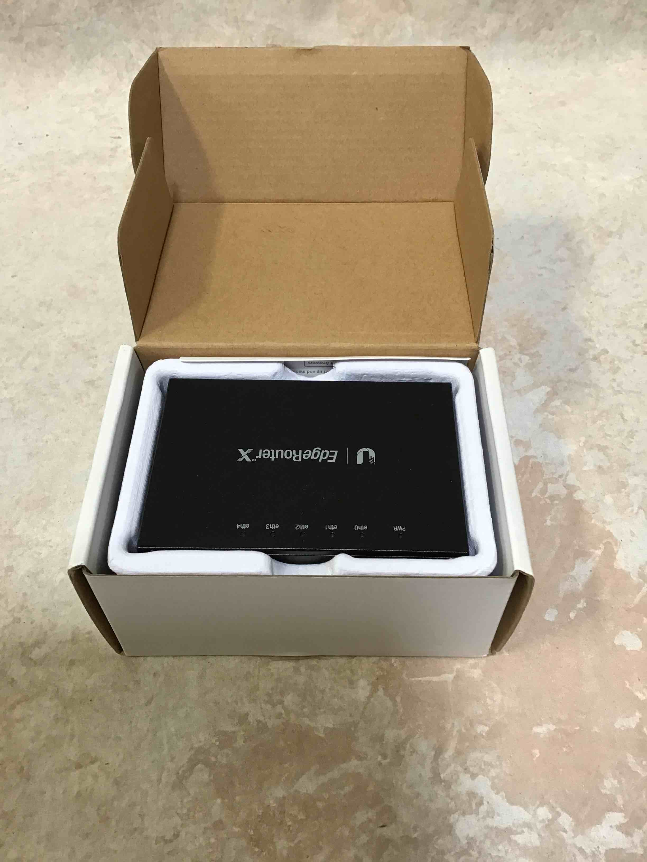 https://s3.amazonaws.com/lotting-images-prod/bidfta/RED3588821_1753462297465.jpeg