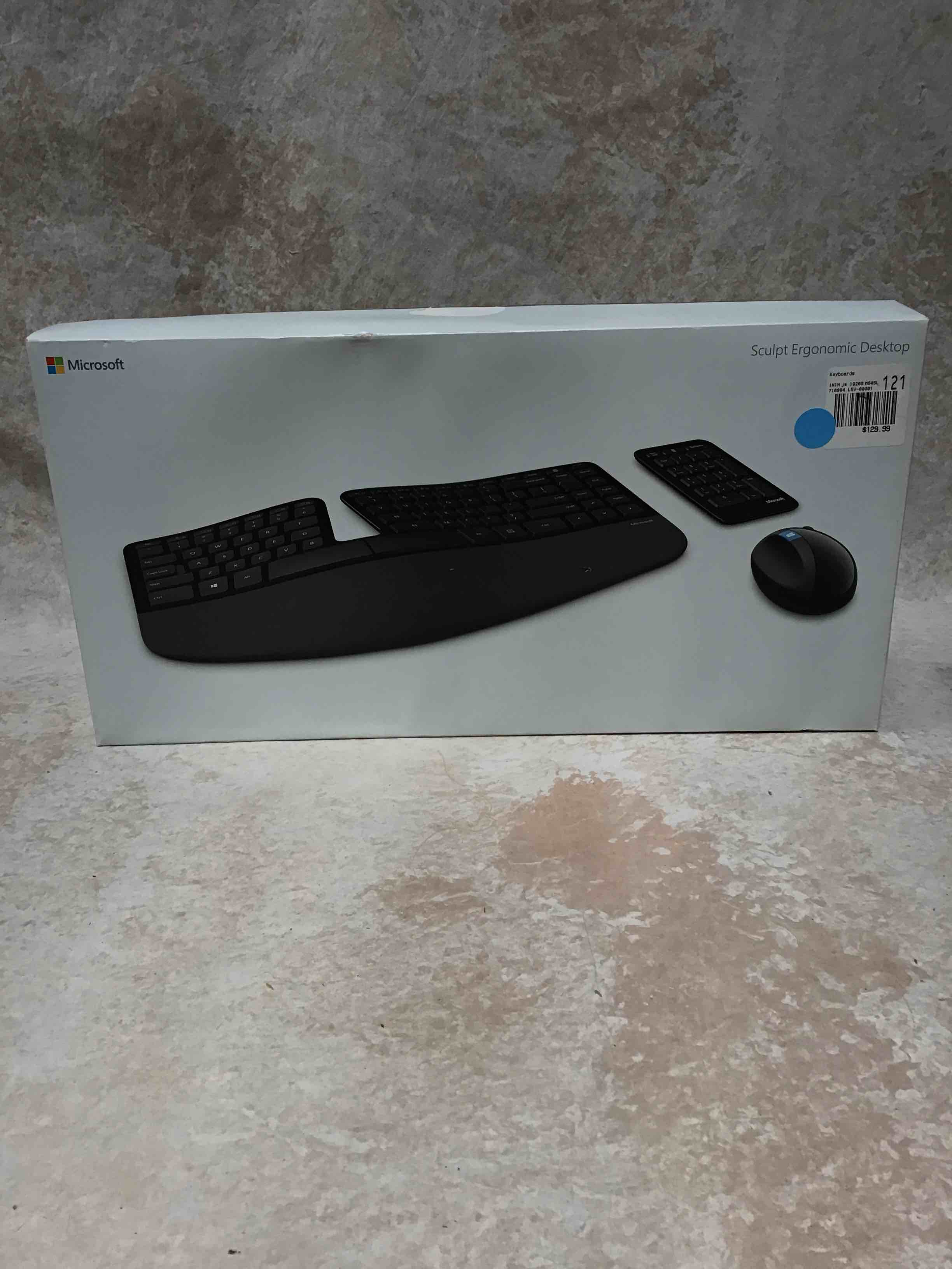 https://s3.amazonaws.com/lotting-images-prod/bidfta/RED3588829_1753463633869.jpeg