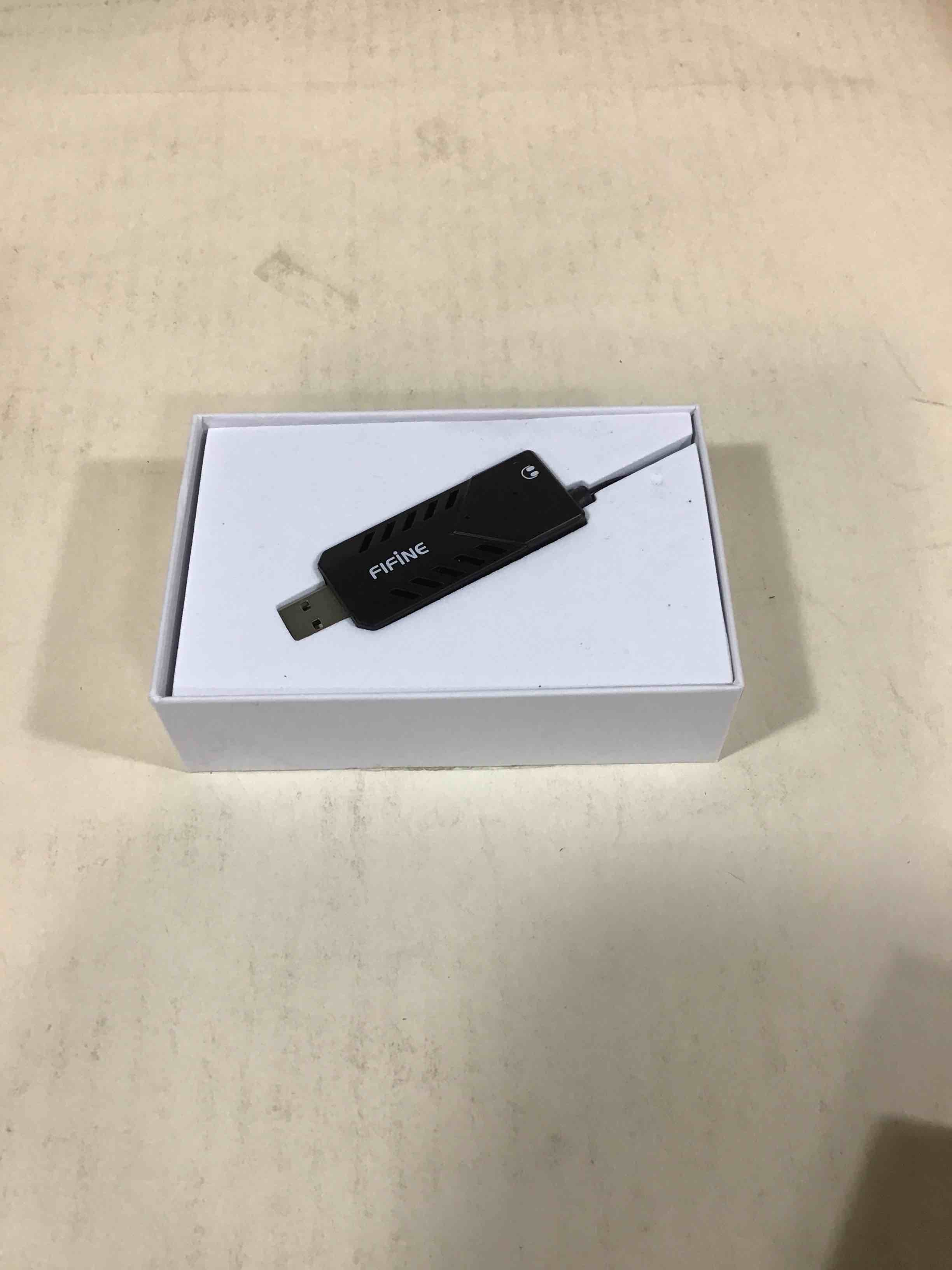 https://s3.amazonaws.com/lotting-images-prod/bidfta/RED3588832_1753452794879.jpeg