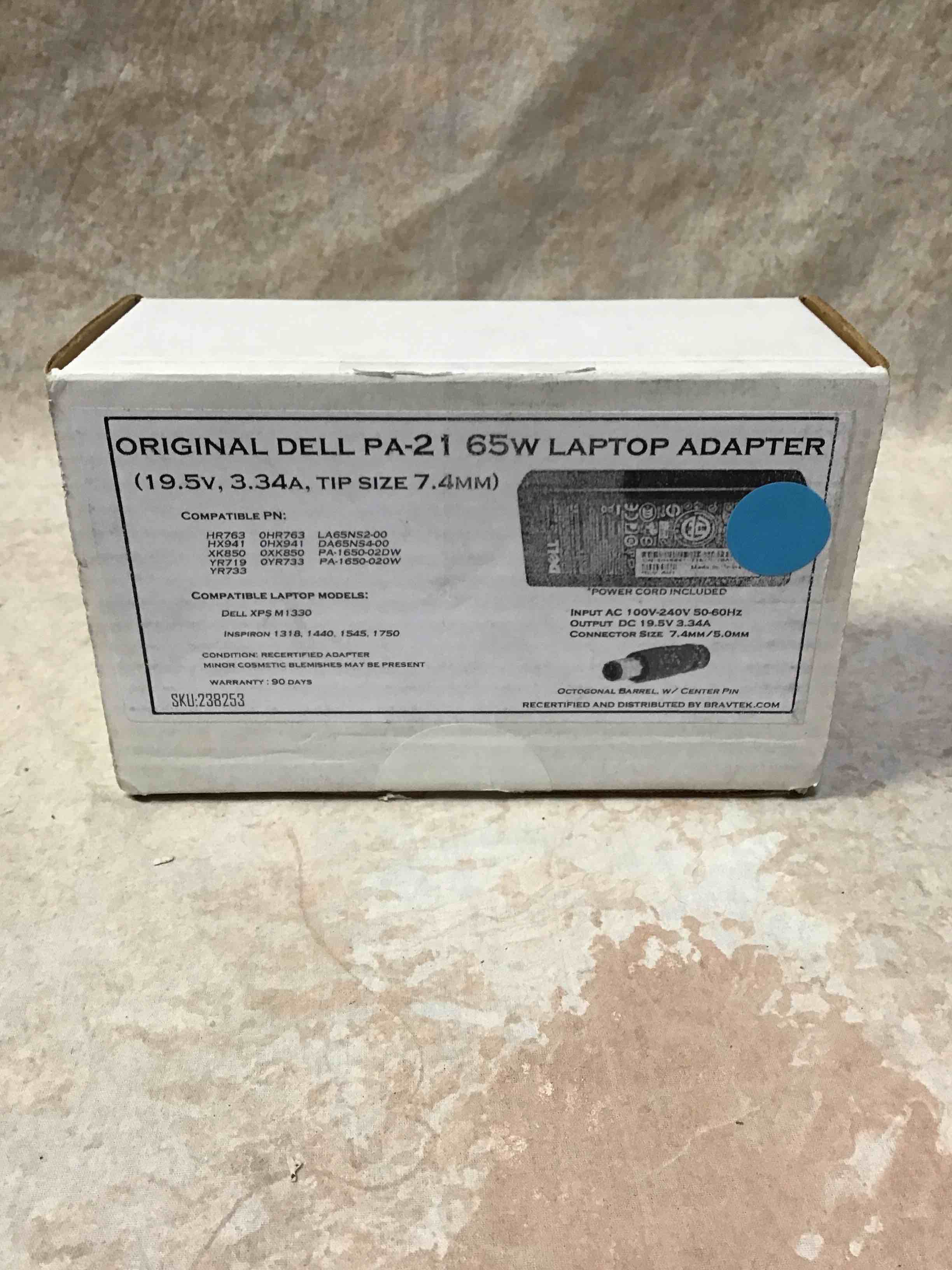 https://s3.amazonaws.com/lotting-images-prod/bidfta/RED3588879_1756407254348.jpeg