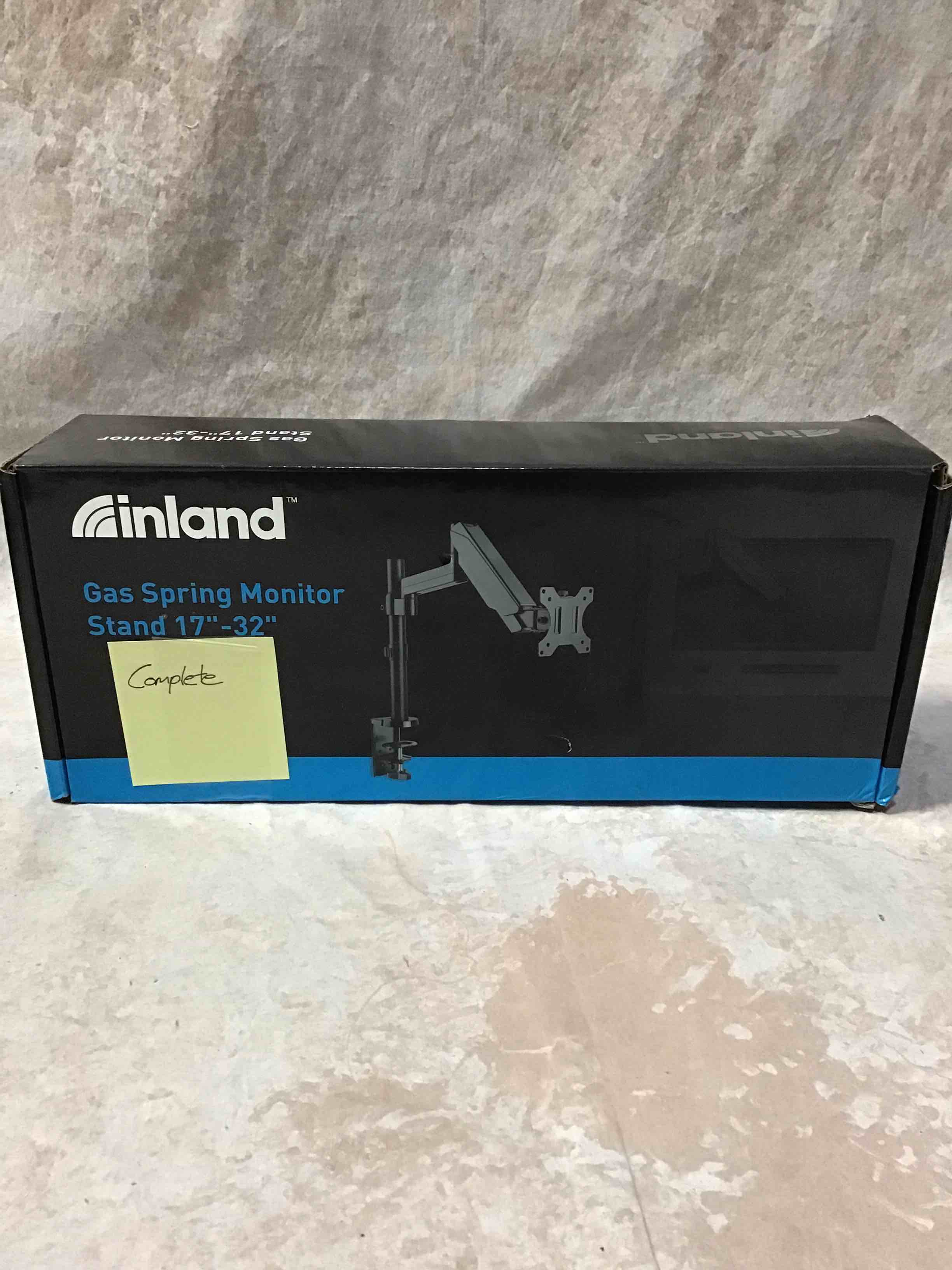 https://s3.amazonaws.com/lotting-images-prod/bidfta/RED3588890_1756407830710.jpeg