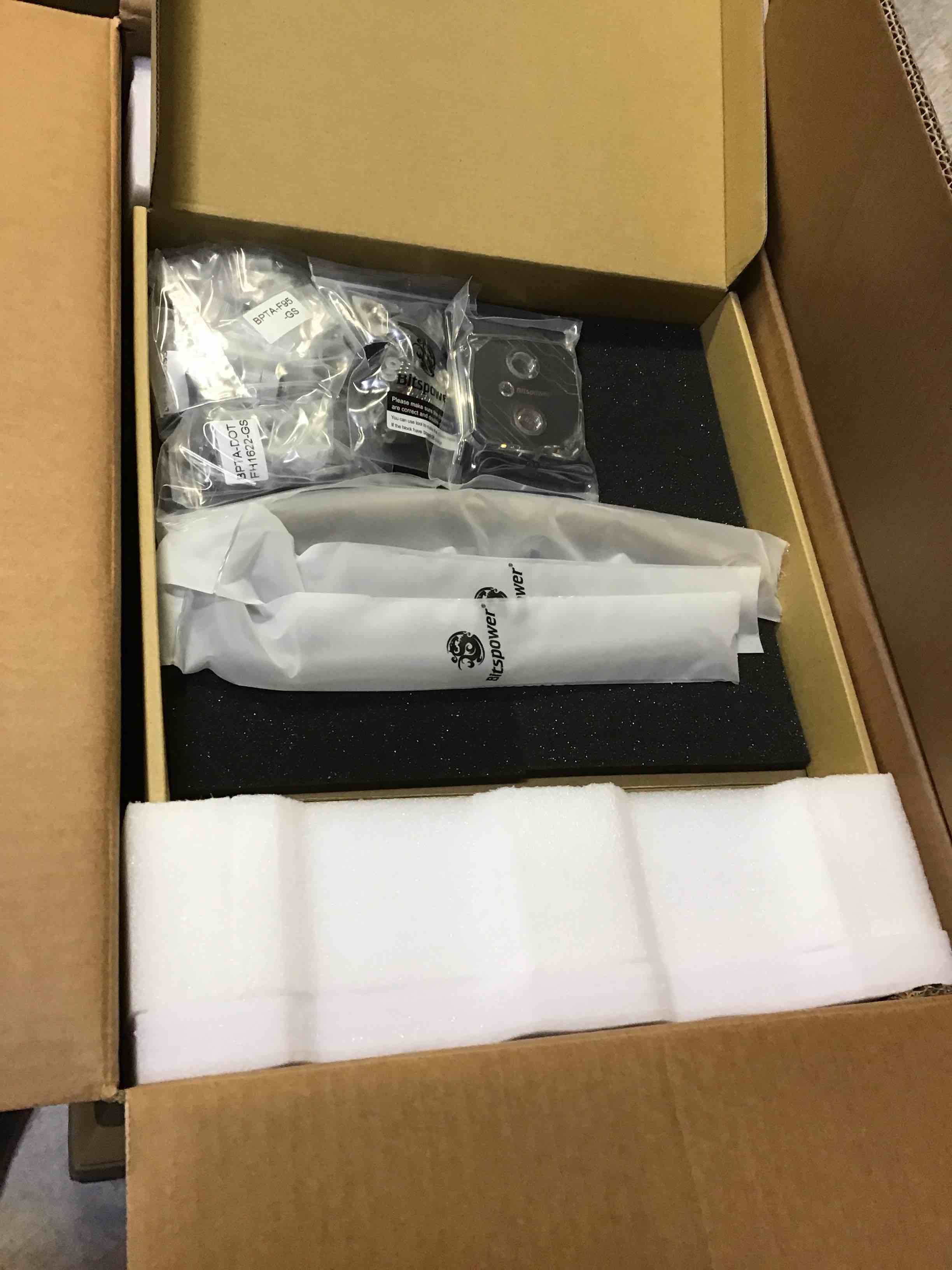 Bitspower Touchaqua Titan X 1.2 PC-011D Liquid Gaming Chassis