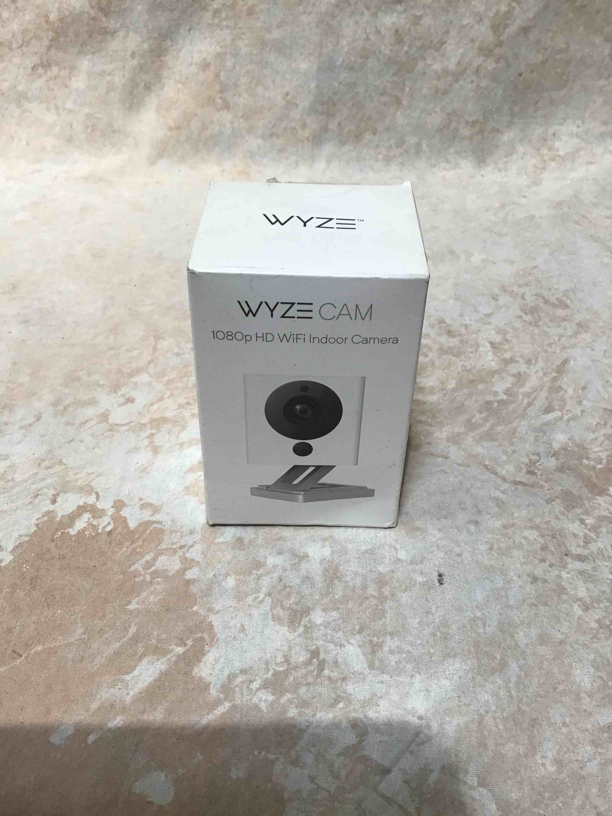 https://s3.amazonaws.com/lotting-images-prod/bidfta/RED3588989_1756228671029.jpeg