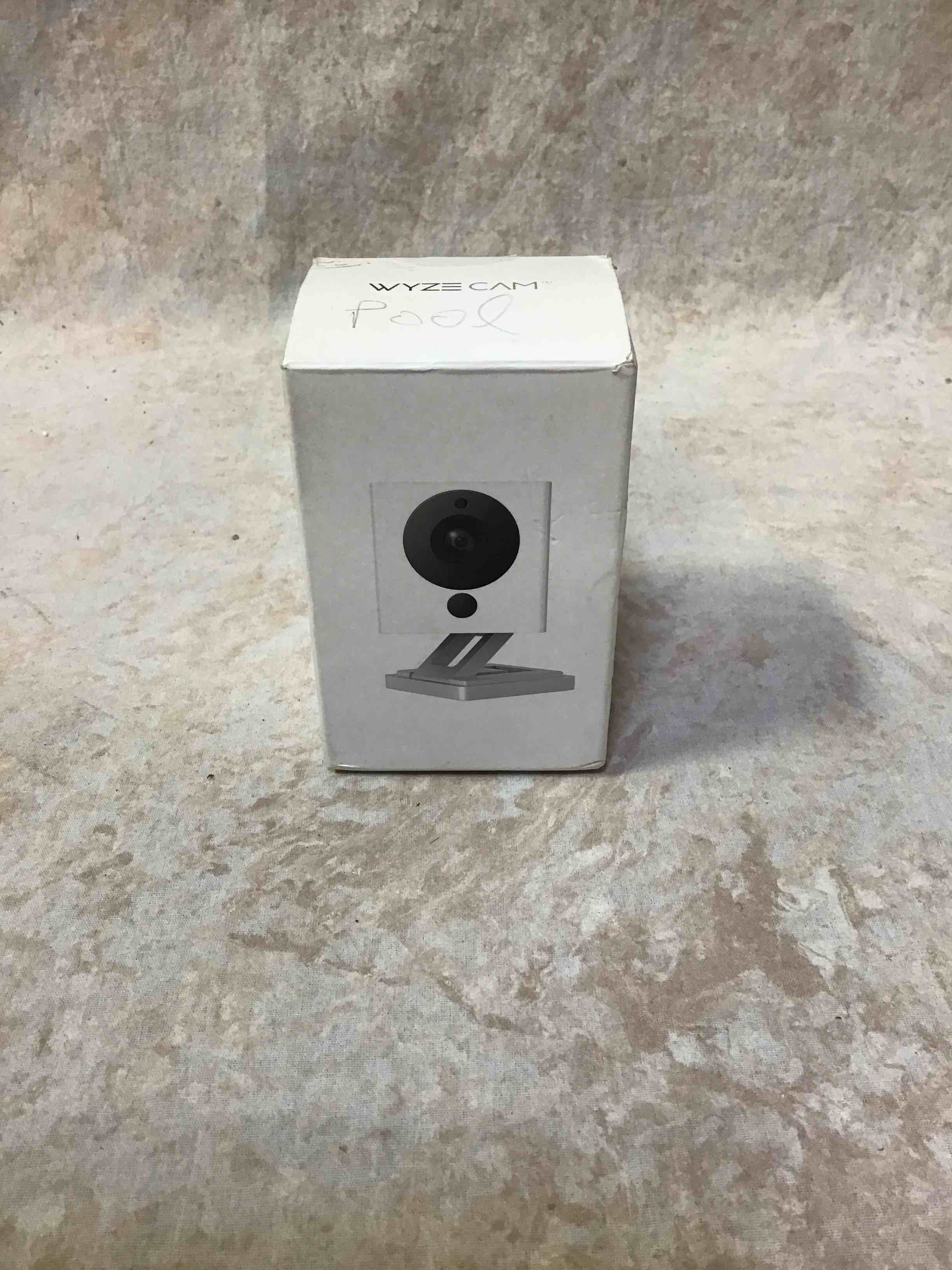 https://s3.amazonaws.com/lotting-images-prod/bidfta/RED3589304_1758911345376.jpeg