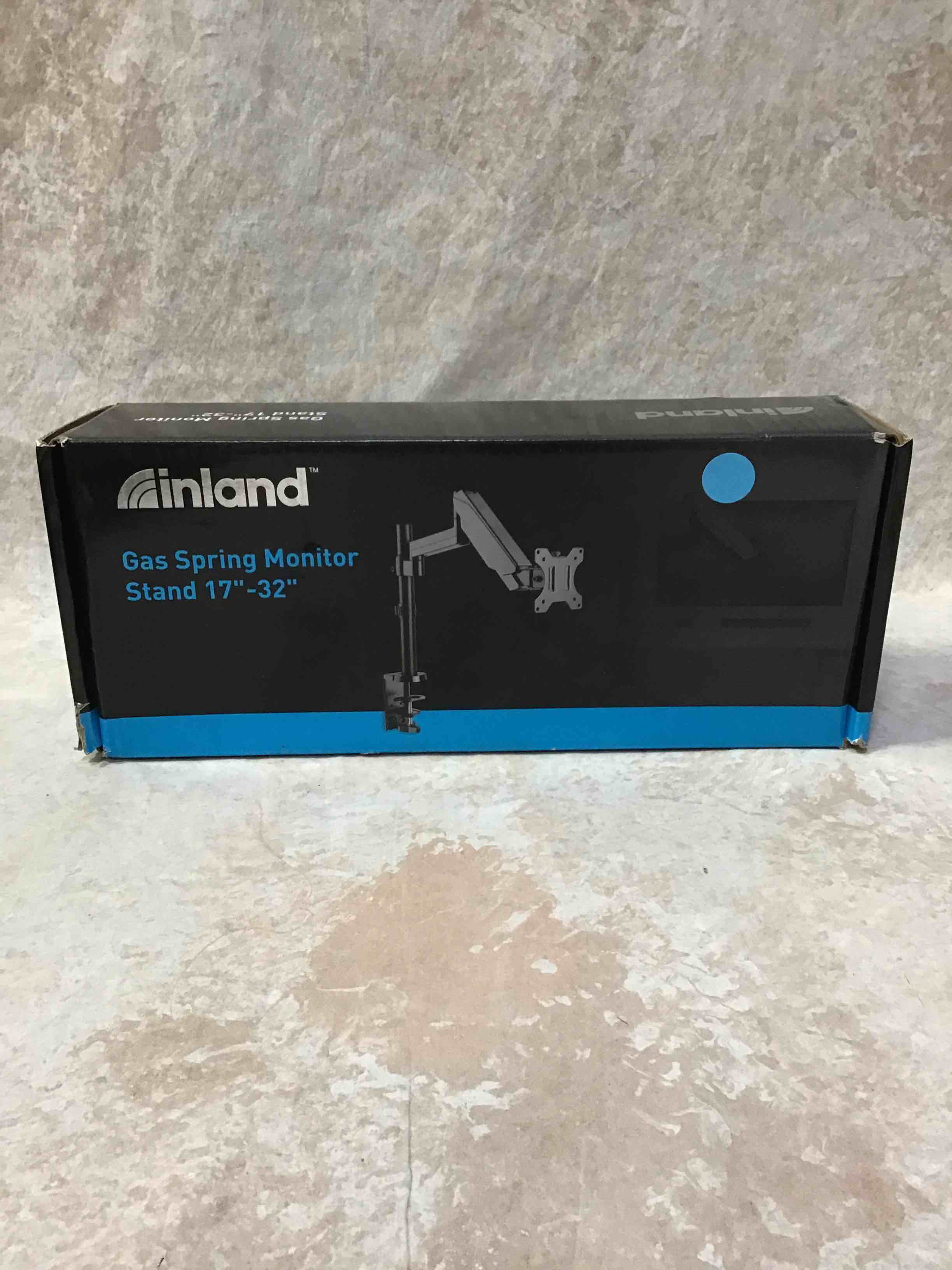 https://s3.amazonaws.com/lotting-images-prod/bidfta/RED3589380_1759257709528.jpeg
