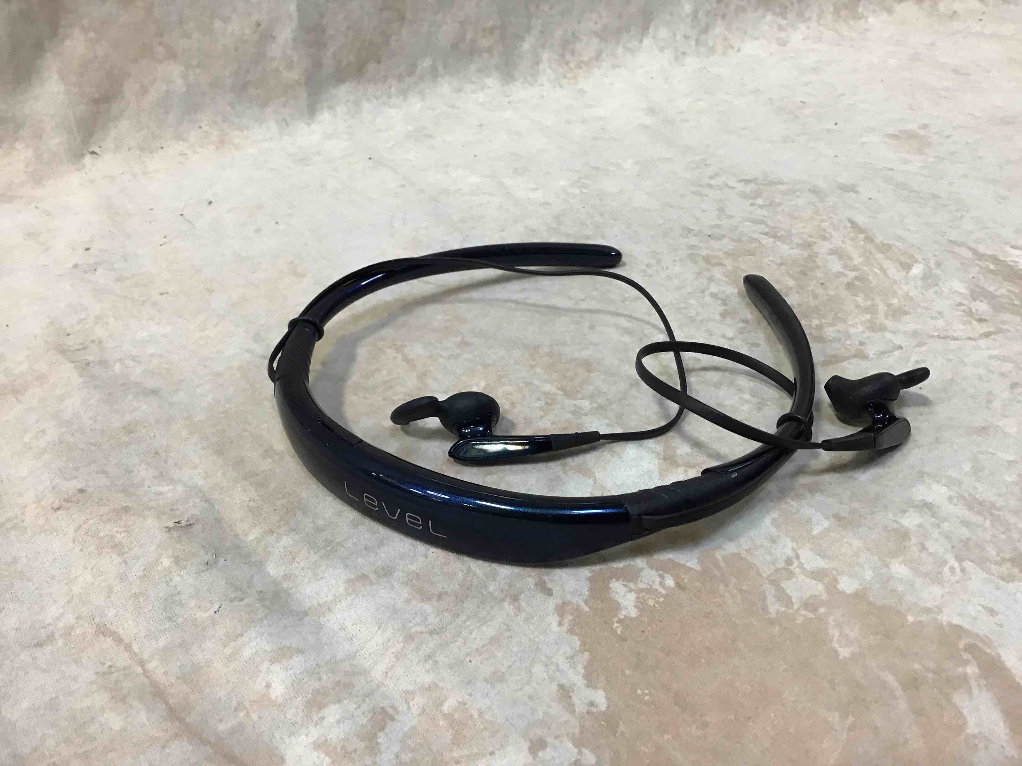 level wireless earbuds 