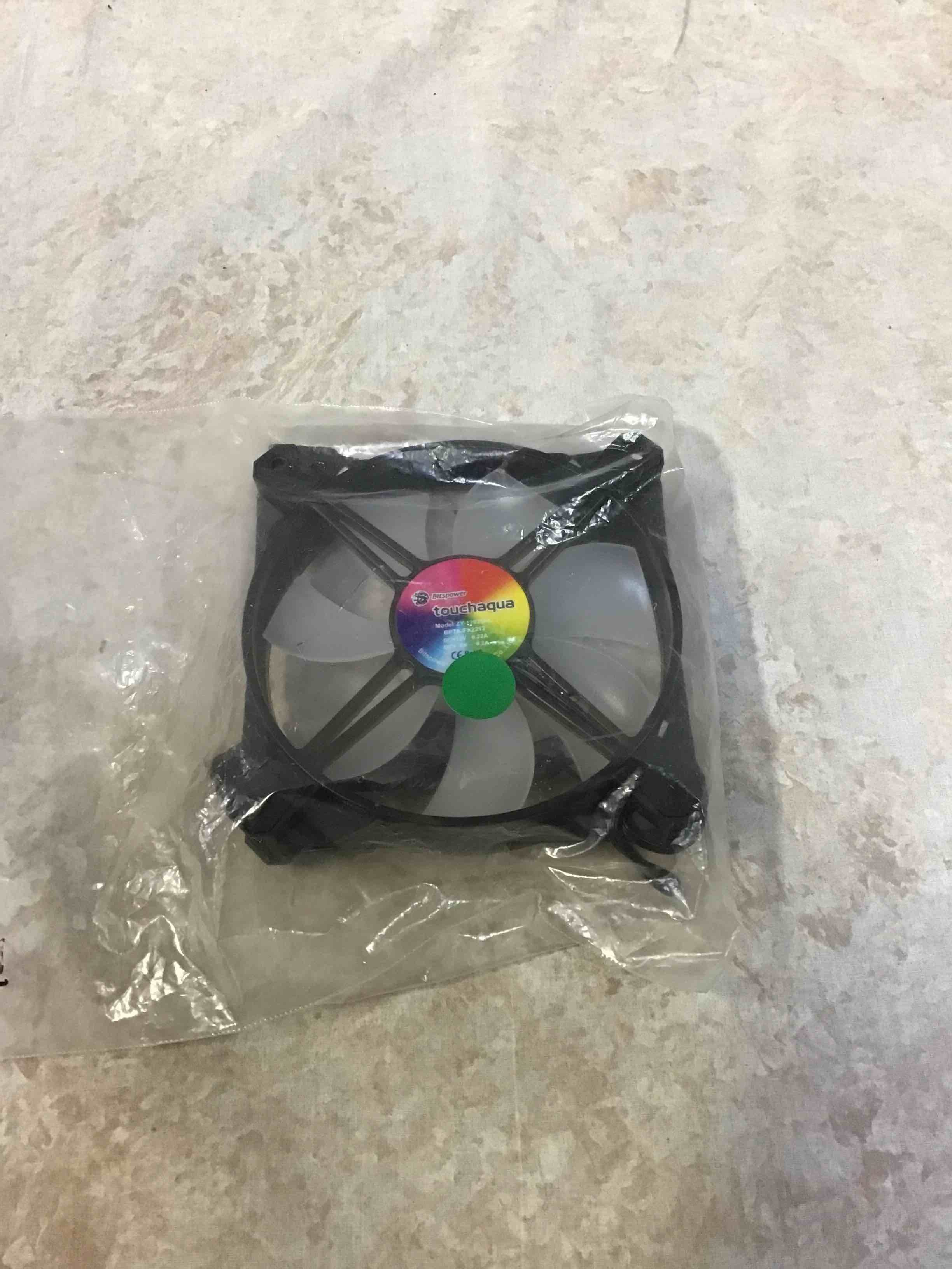 https://s3.amazonaws.com/lotting-images-prod/bidfta/RED3589549_1759433233654.jpeg