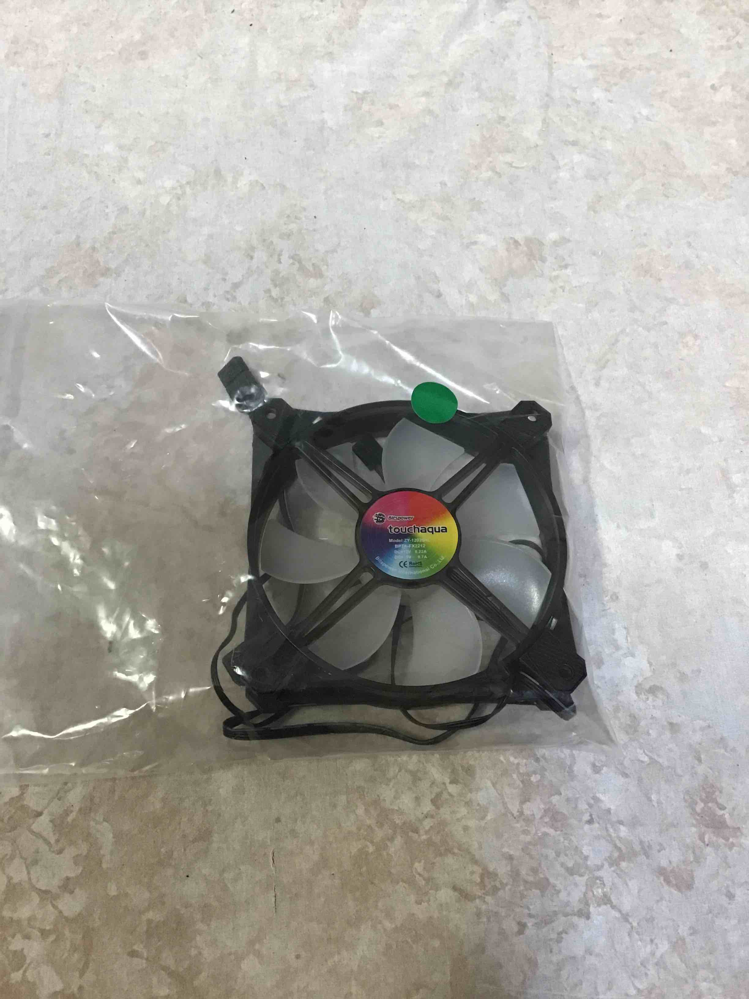 https://s3.amazonaws.com/lotting-images-prod/bidfta/RED3589651_1759778784395.jpeg