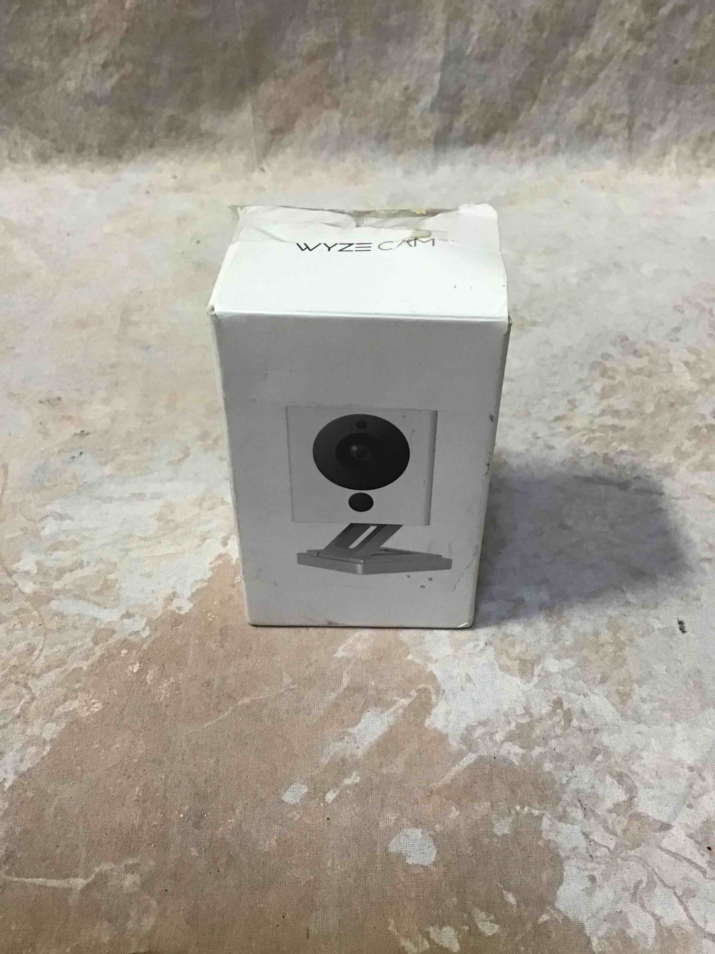 https://s3.amazonaws.com/lotting-images-prod/bidfta/RED3589656_1759780917338.jpeg