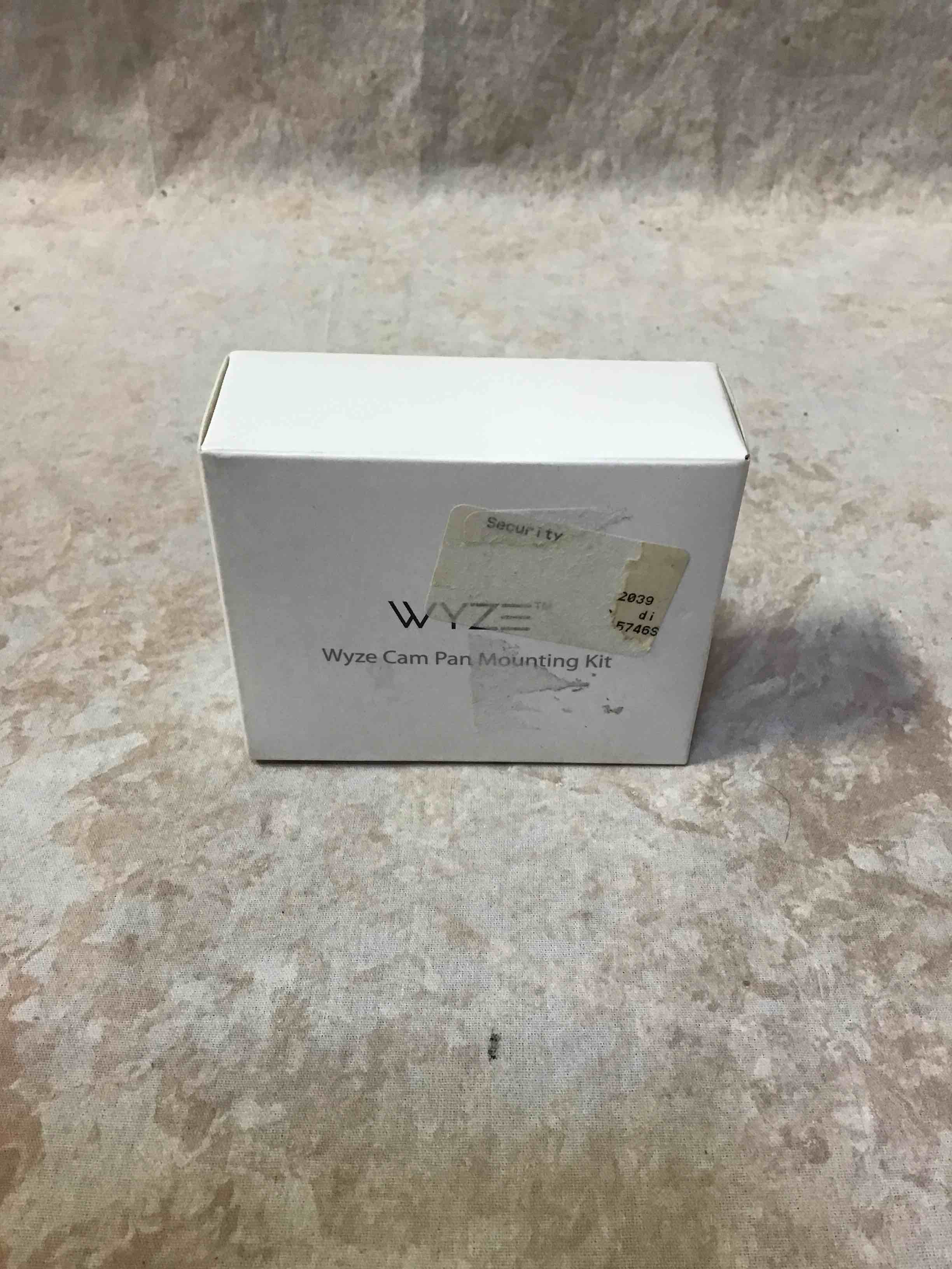 https://s3.amazonaws.com/lotting-images-prod/bidfta/RED3589660_1759781384966.jpeg