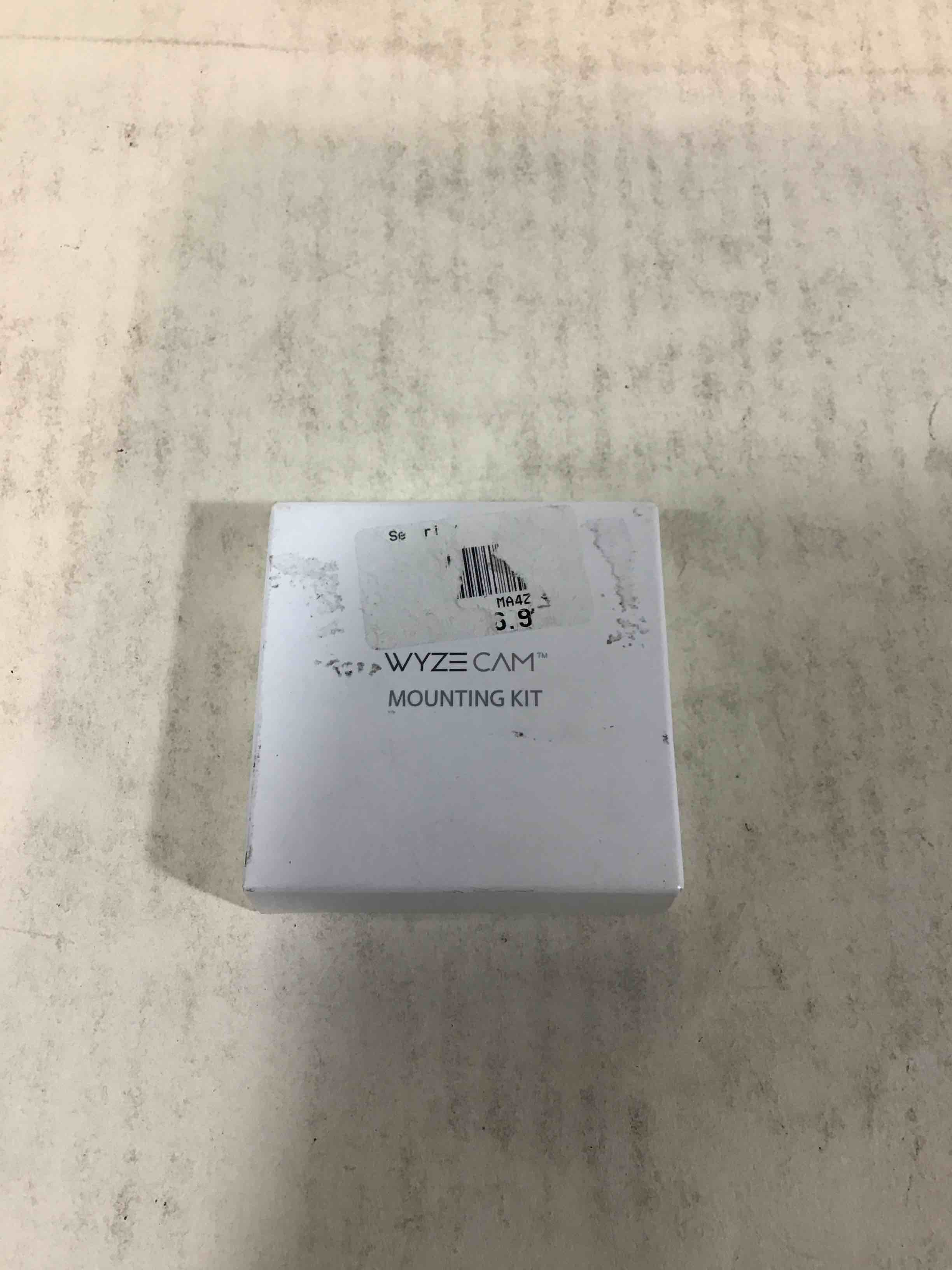 https://s3.amazonaws.com/lotting-images-prod/bidfta/RED3589696_1759842378888.jpeg