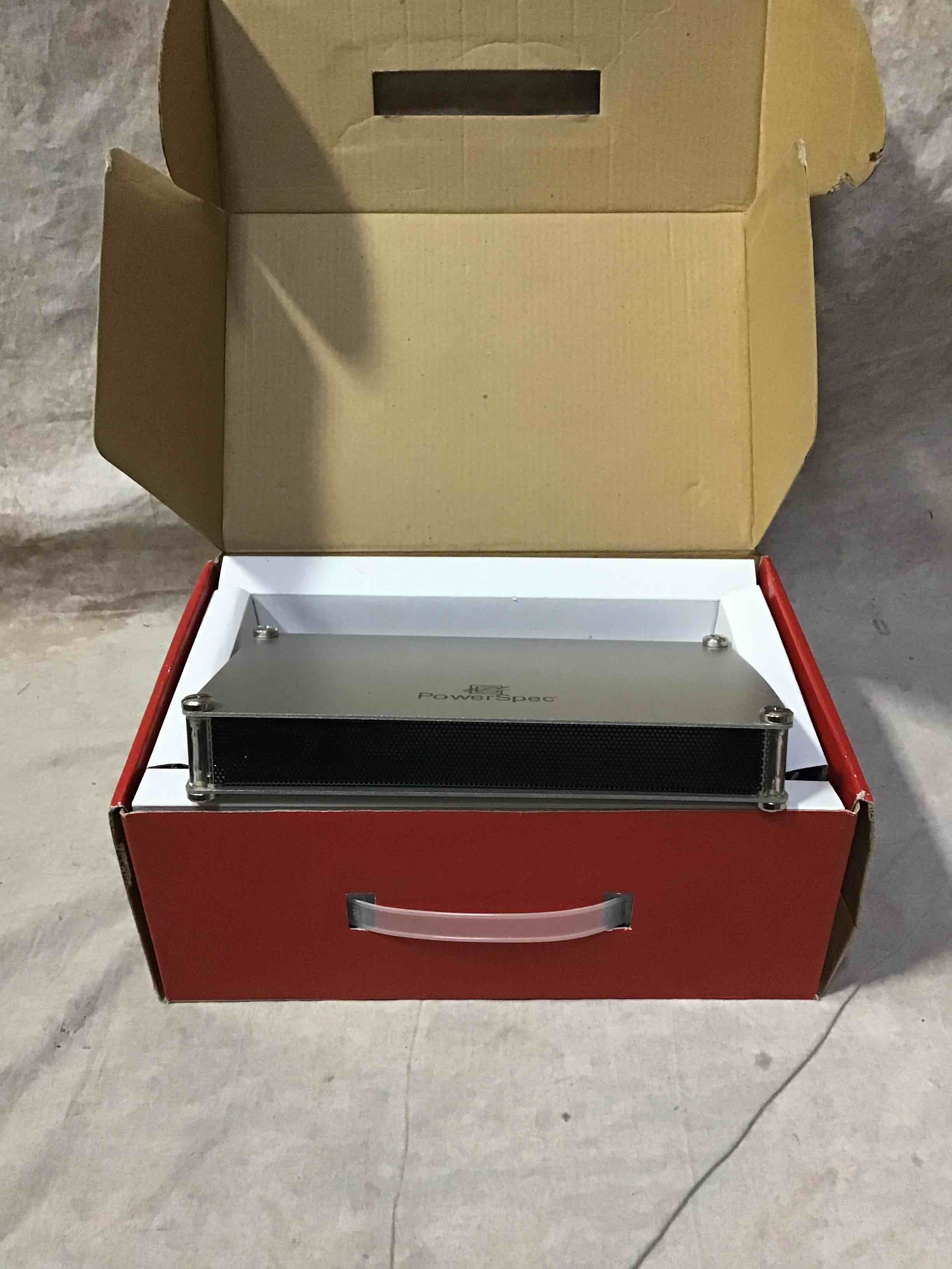 https://s3.amazonaws.com/lotting-images-prod/bidfta/RED3590704_1732901876212.jpeg