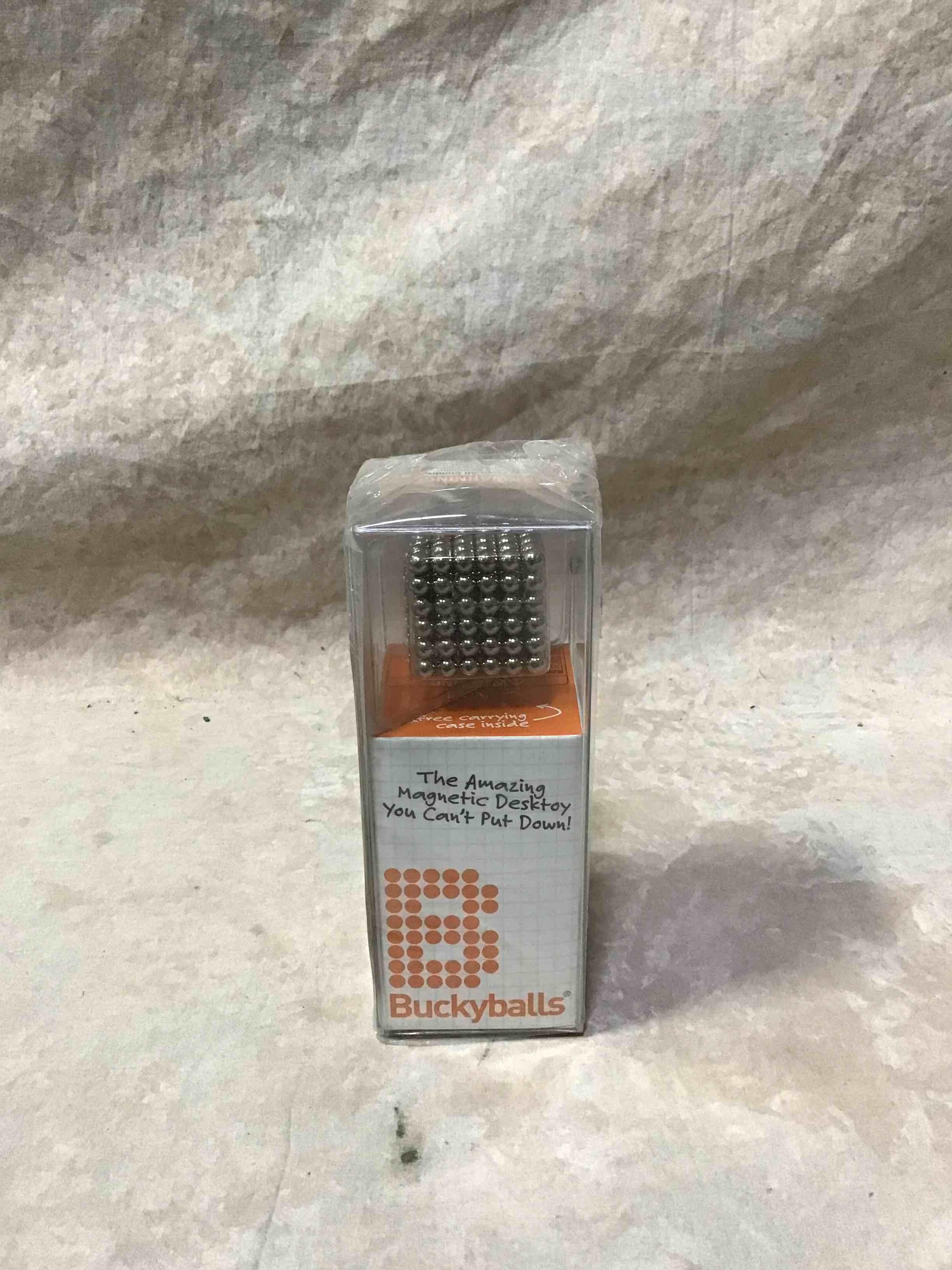 https://s3.amazonaws.com/lotting-images-prod/bidfta/RED3590719_1732902901562.jpeg