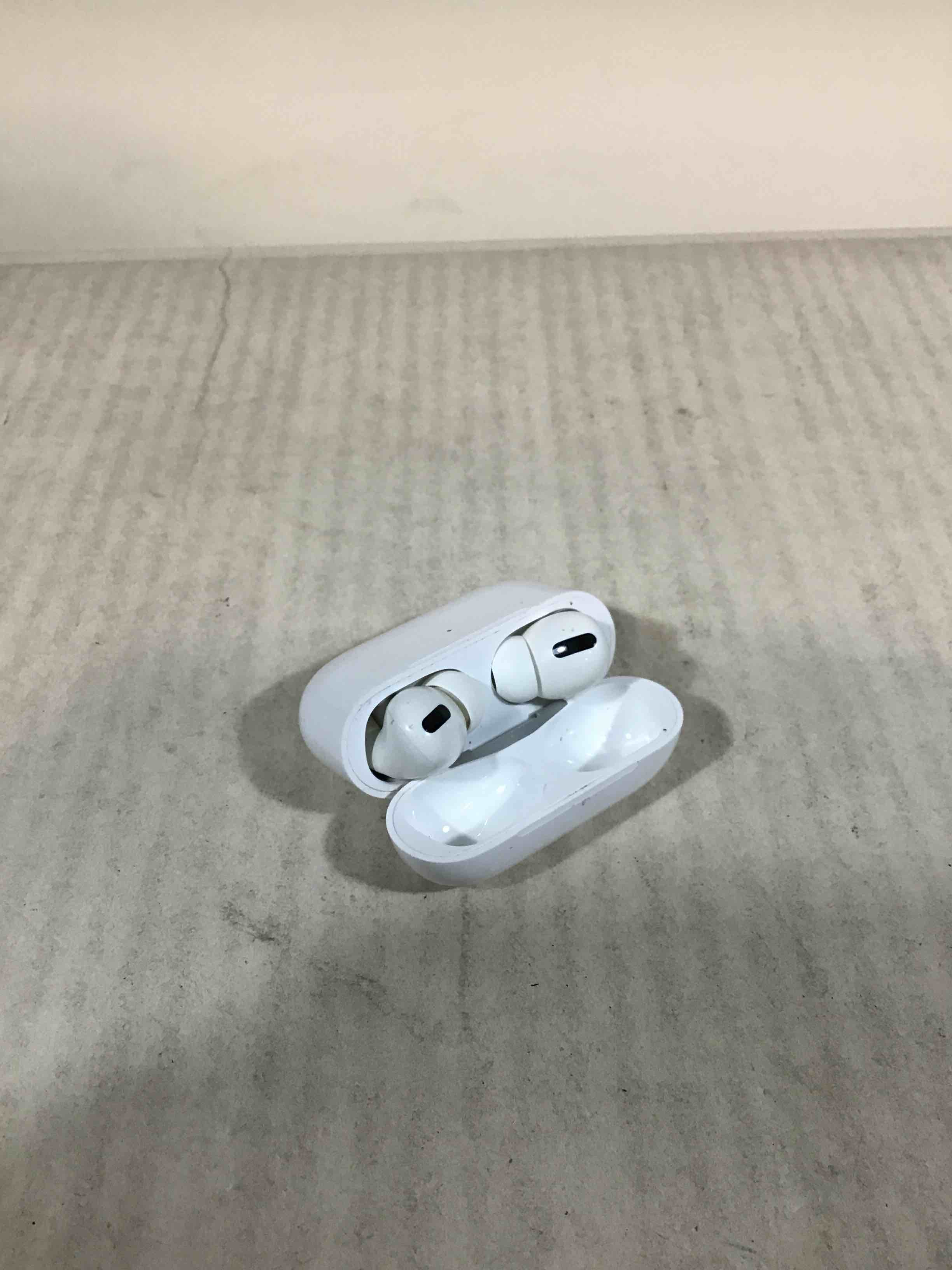 Apple AirPods Pro