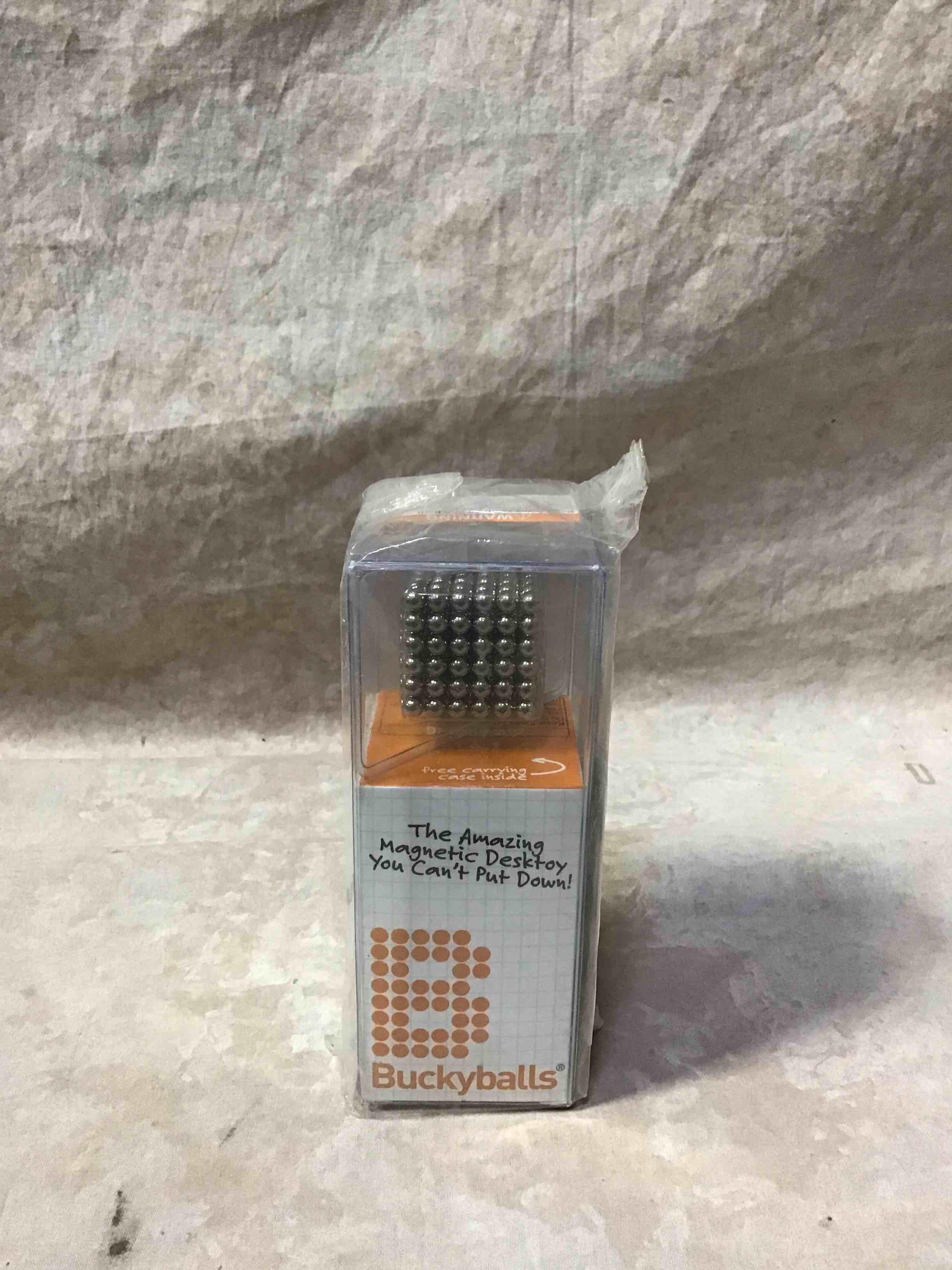 https://s3.amazonaws.com/lotting-images-prod/bidfta/RED3590970_1733342389273.jpeg