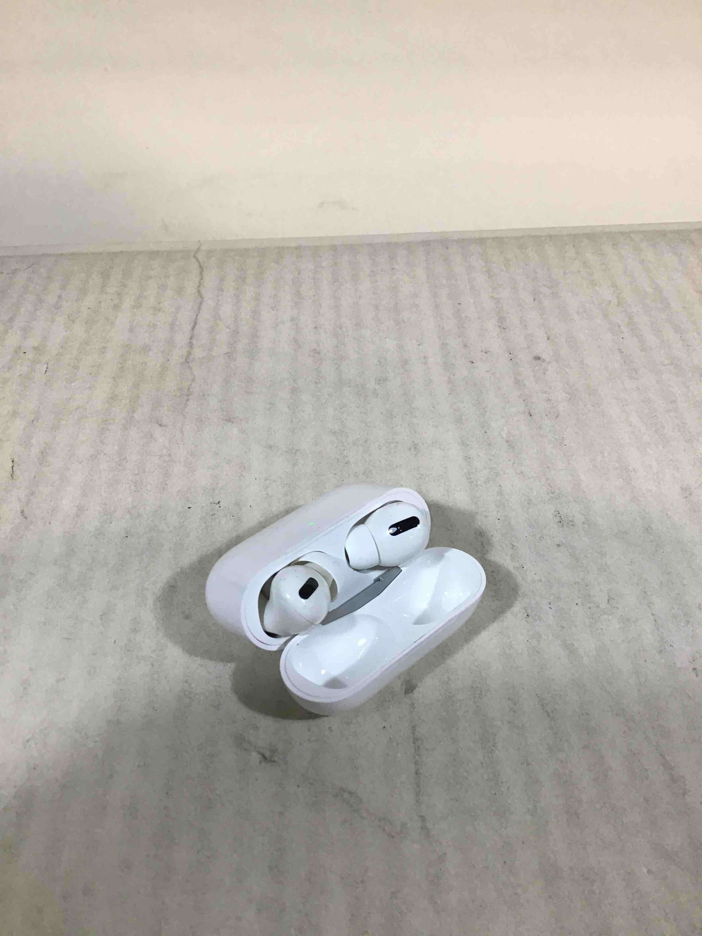 Apple AirPods Pro