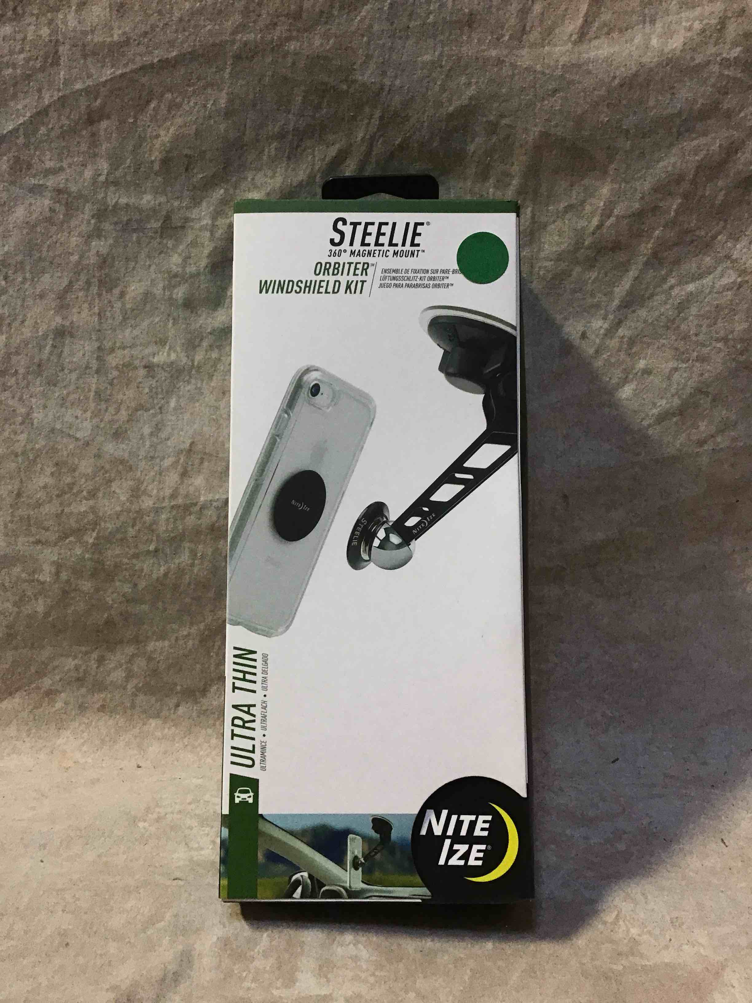 https://s3.amazonaws.com/lotting-images-prod/bidfta/RED3591909_1737745735877.jpeg