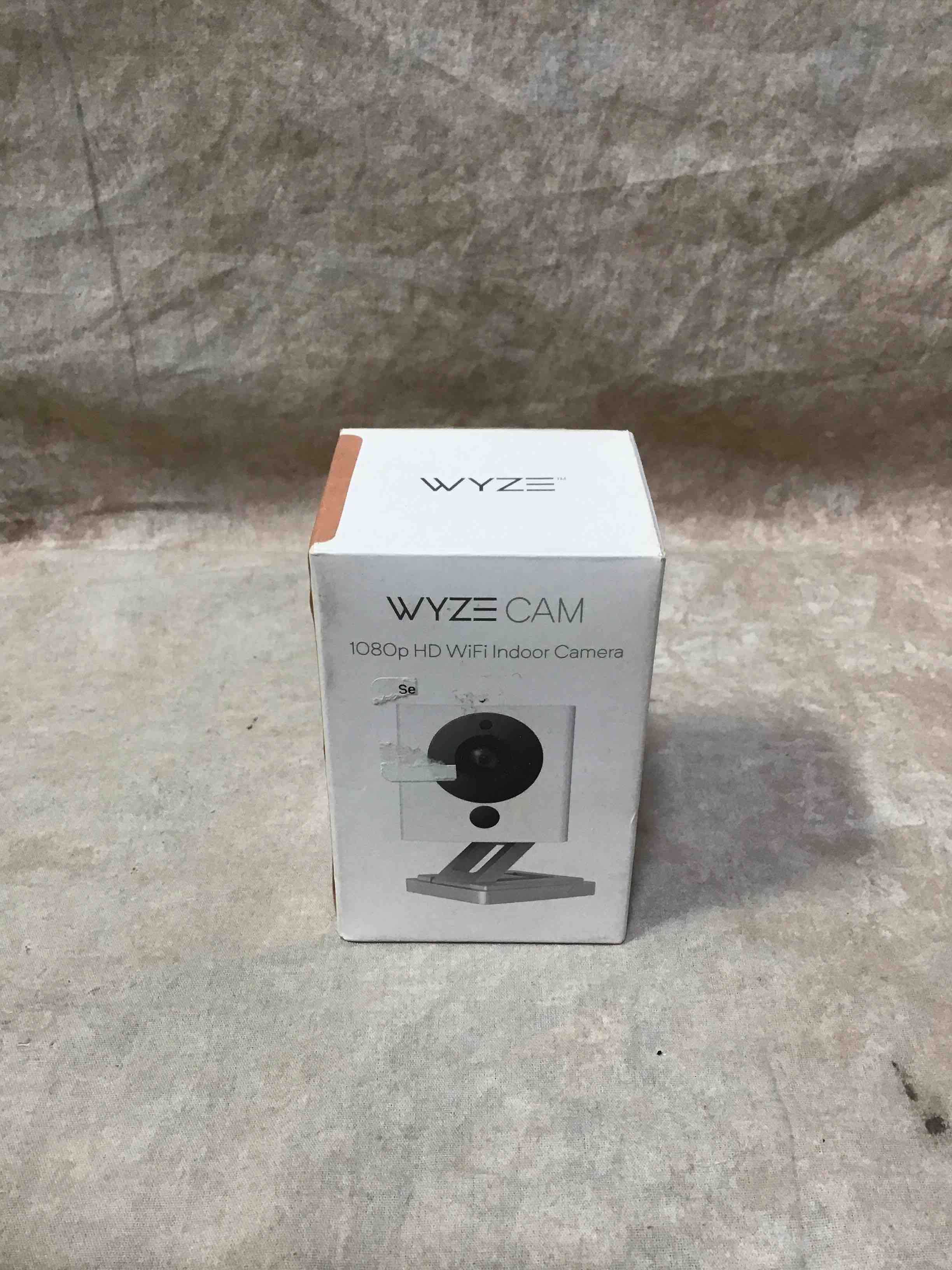 https://s3.amazonaws.com/lotting-images-prod/bidfta/RED3592675_1740677613503.jpeg