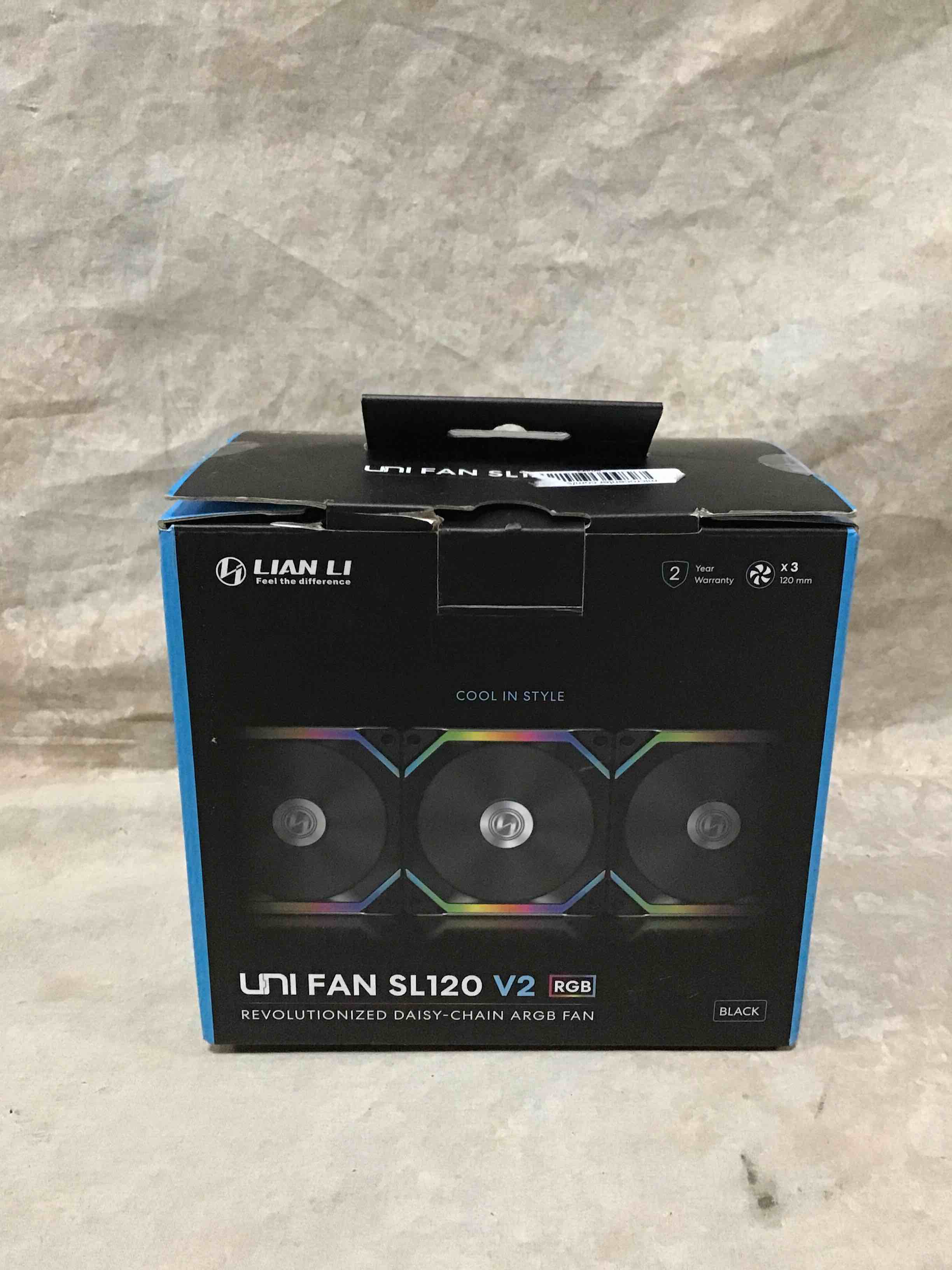 Lian Li UNI FAN SL V2 RGB Revolutionized Daisy-Chain ARGB Fan 120mm Triple Pack Black SL120V2-3B