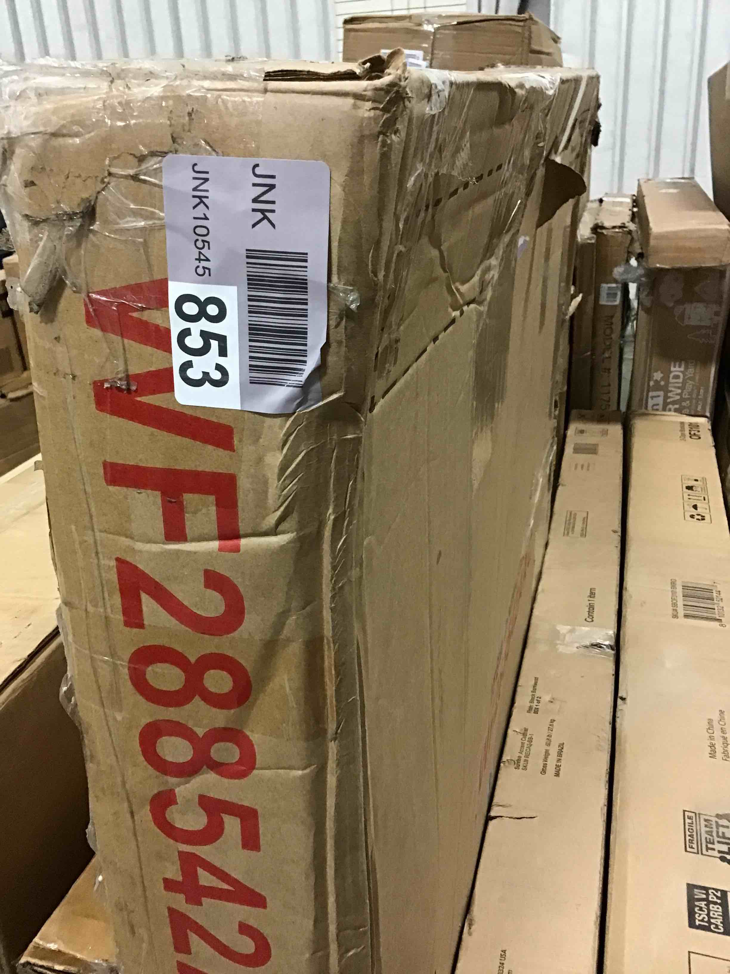 https://s3.amazonaws.com/lotting-images-prod/bidfta/RED3600099_1692823036028.jpeg