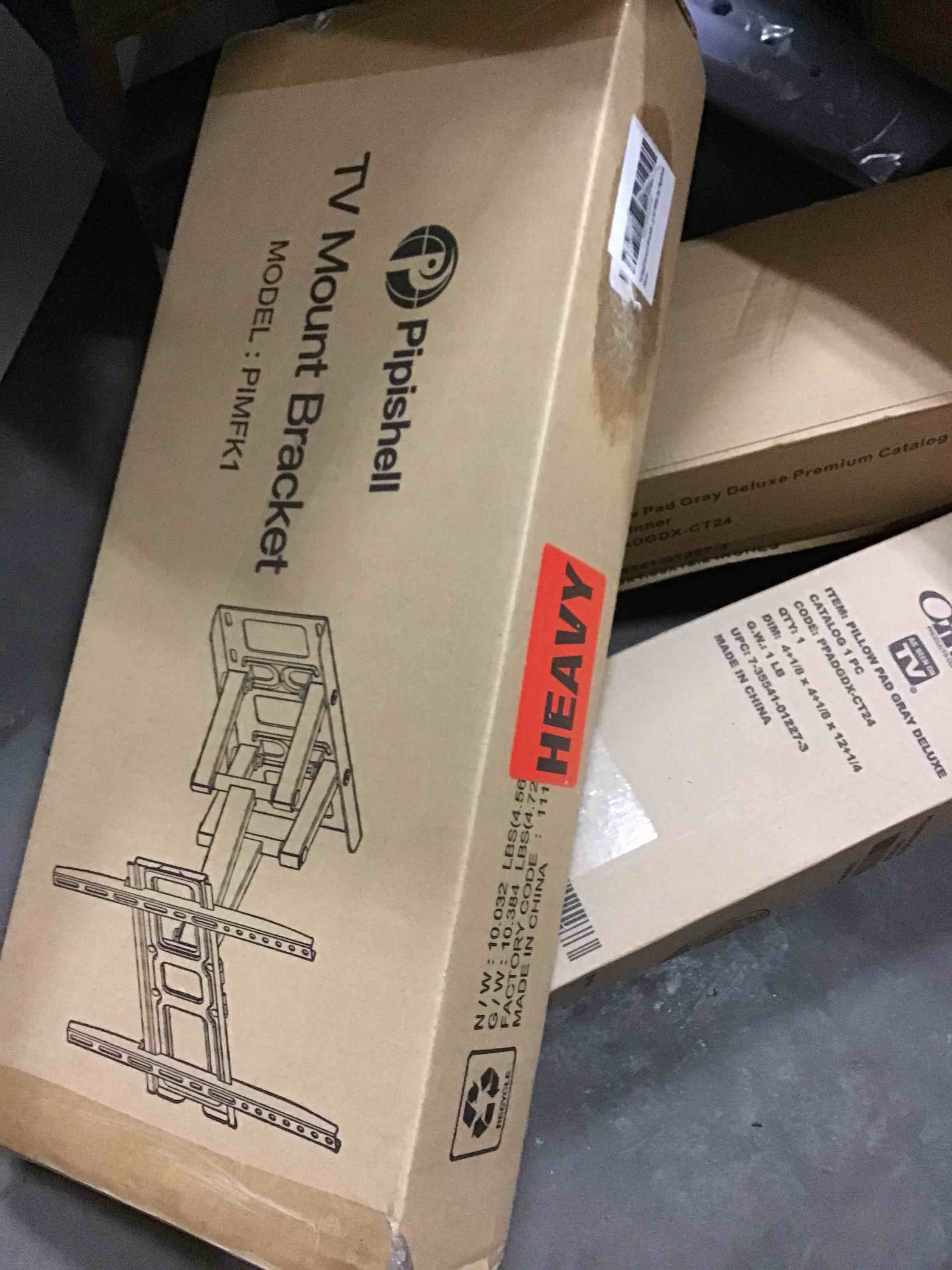 https://s3.amazonaws.com/lotting-images-prod/bidfta/RED3600411_1693494633607.jpeg