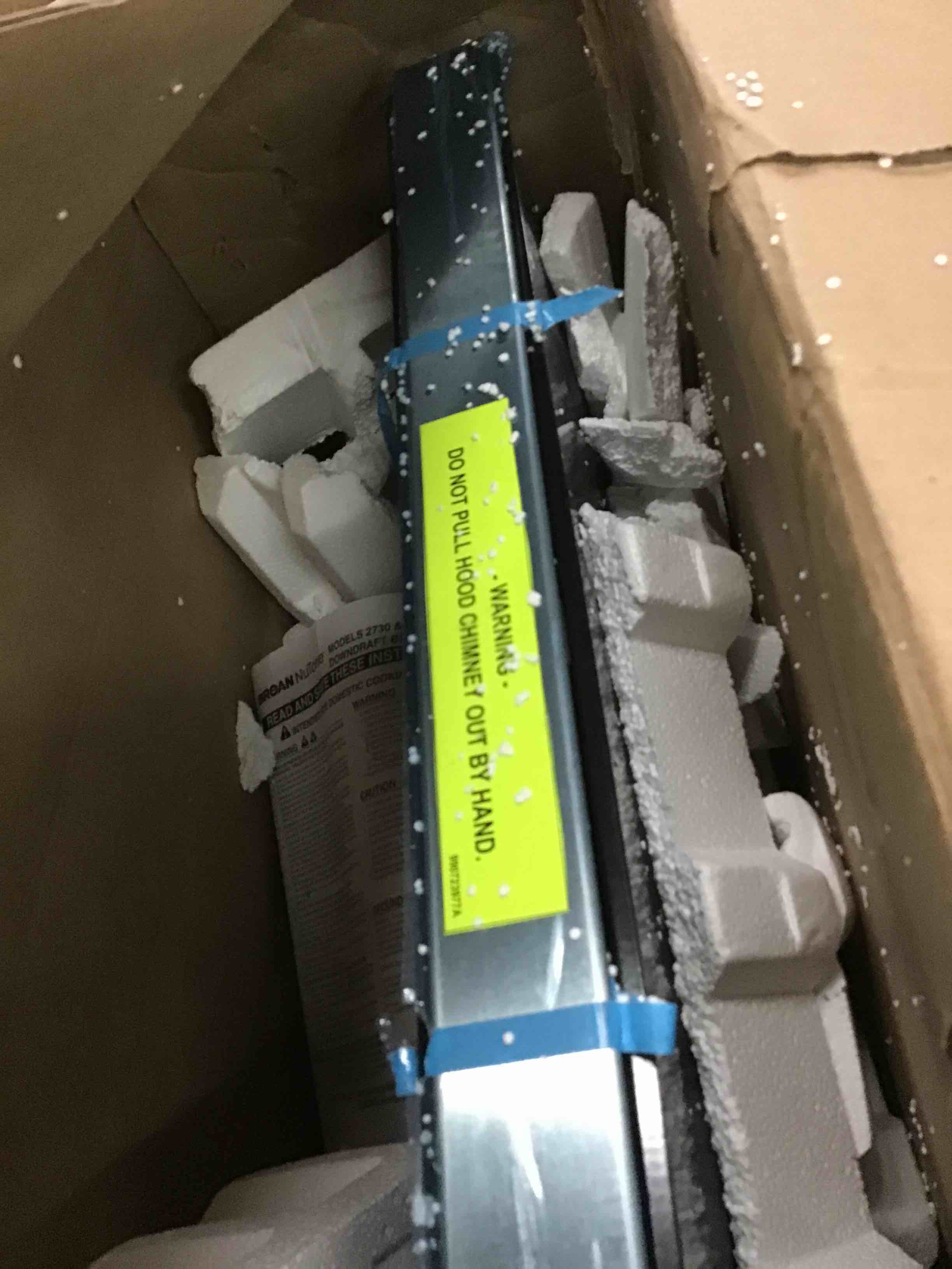 https://s3.amazonaws.com/lotting-images-prod/bidfta/RED3604965_1691498111876.jpeg