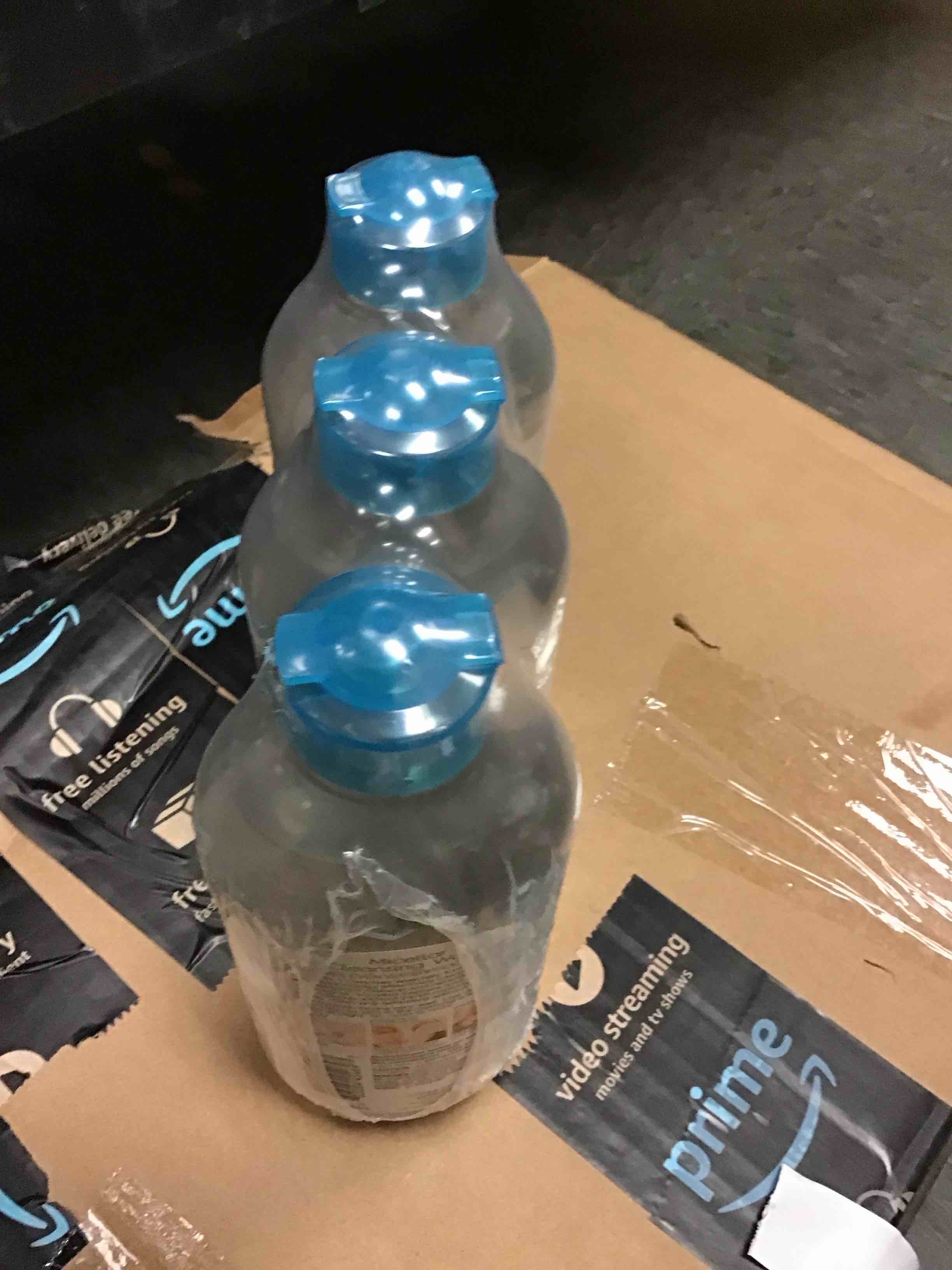 https://s3.amazonaws.com/lotting-images-prod/bidfta/RED3606366_1701708375713.jpeg