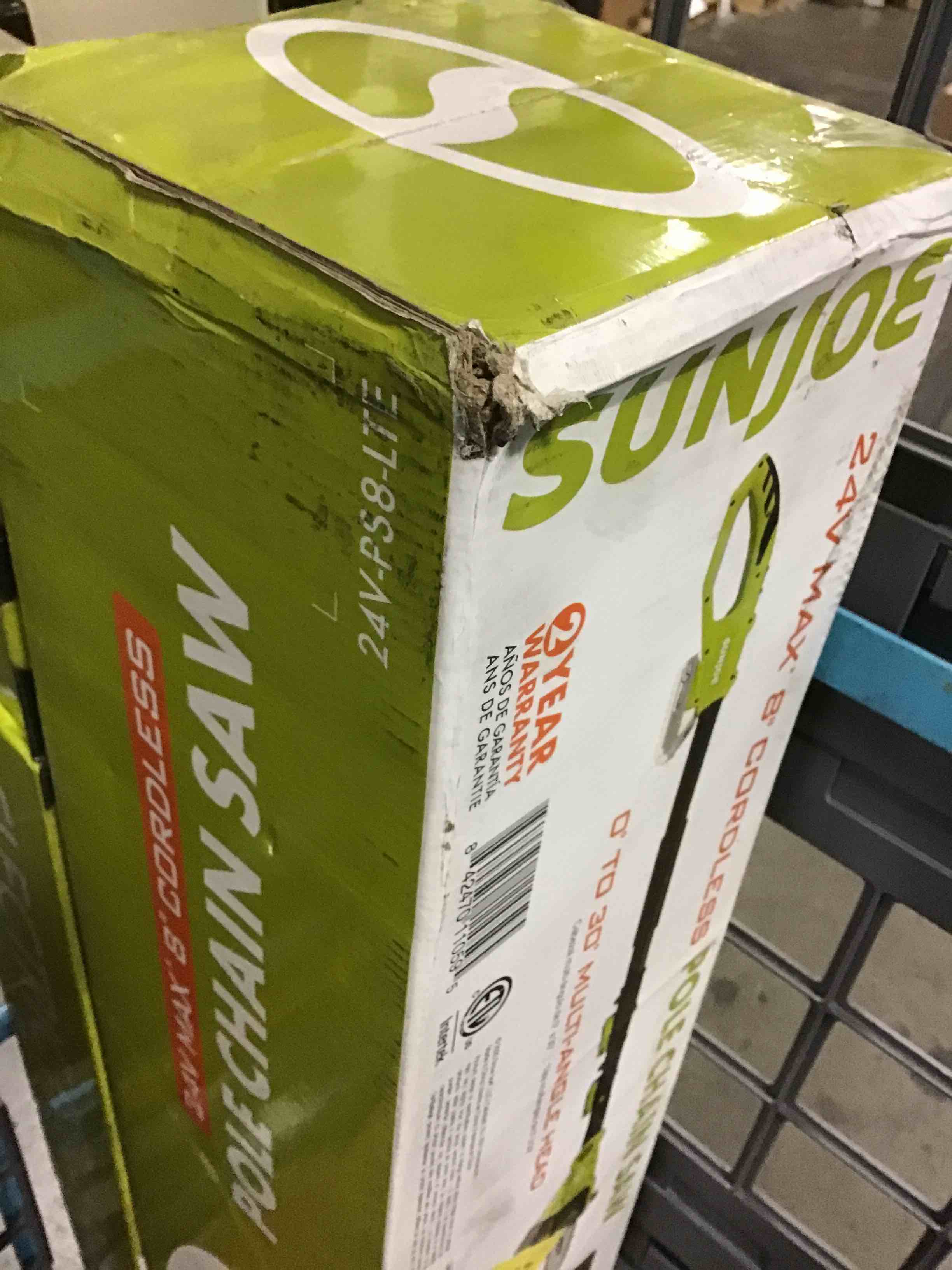 https://s3.amazonaws.com/lotting-images-prod/bidfta/RED3665745_1688563665779.jpeg