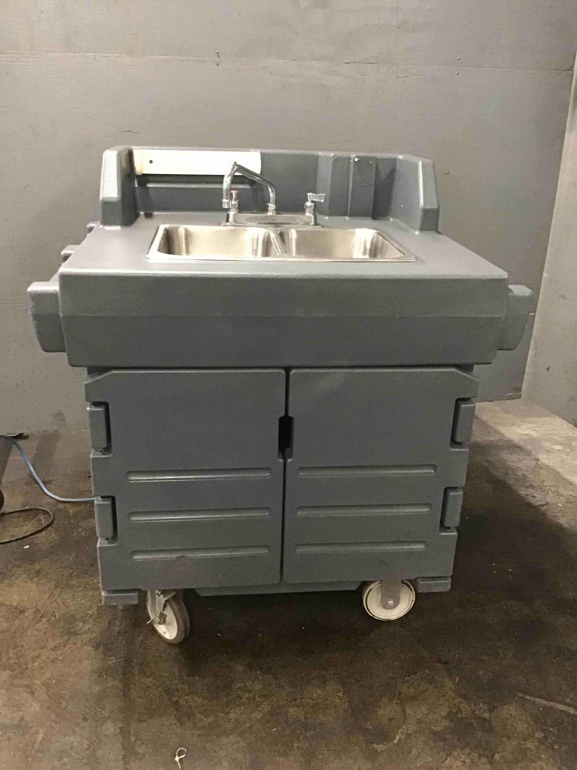 Cambro Polyethylene 41 Inch  Electric Heated Portable Hand Sink Cart