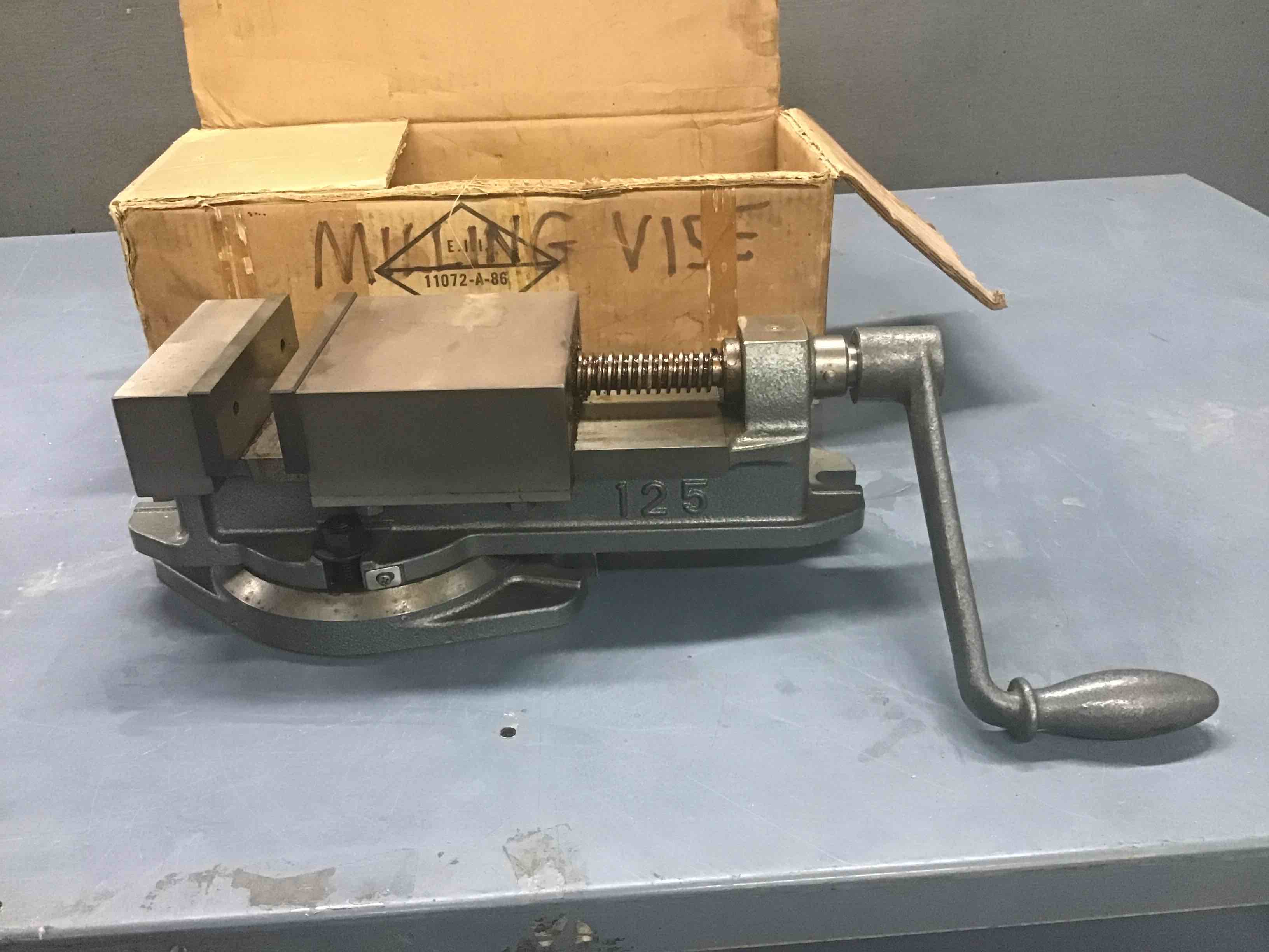  K125 5 Inch Milling Machine Lockdown Vise Swiveling Base Bench Top Hardened Base