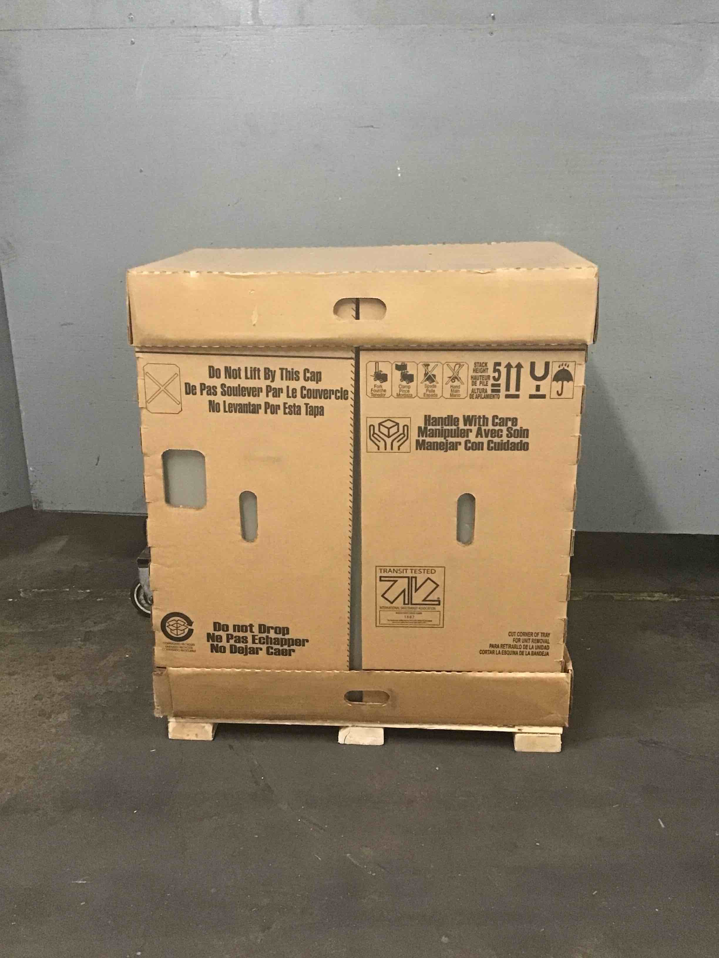https://s3.amazonaws.com/lotting-images-prod/bidfta/RED3668793_1720531652006.jpeg