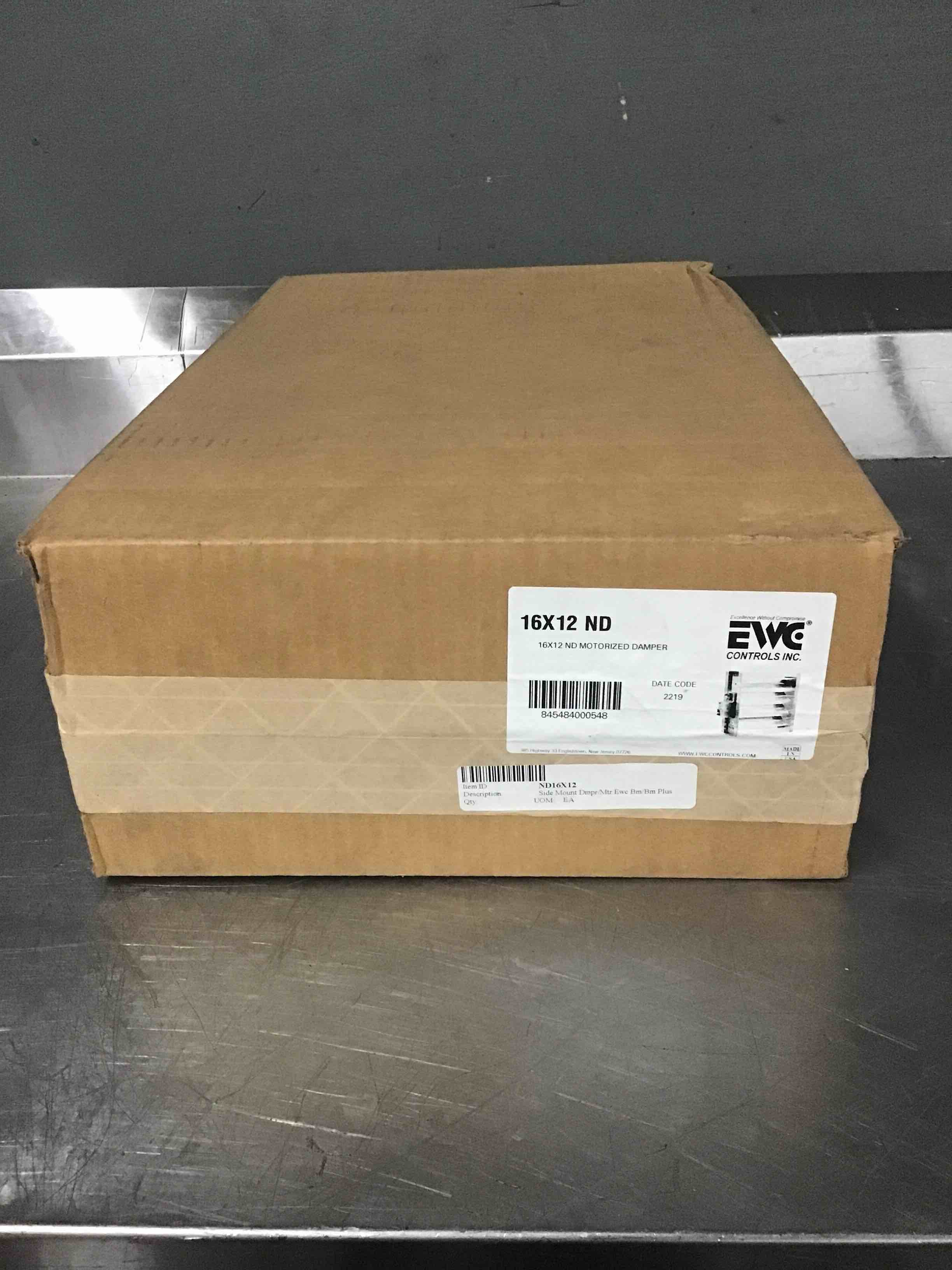https://s3.amazonaws.com/lotting-images-prod/bidfta/RED3668817_1720621721401.jpeg