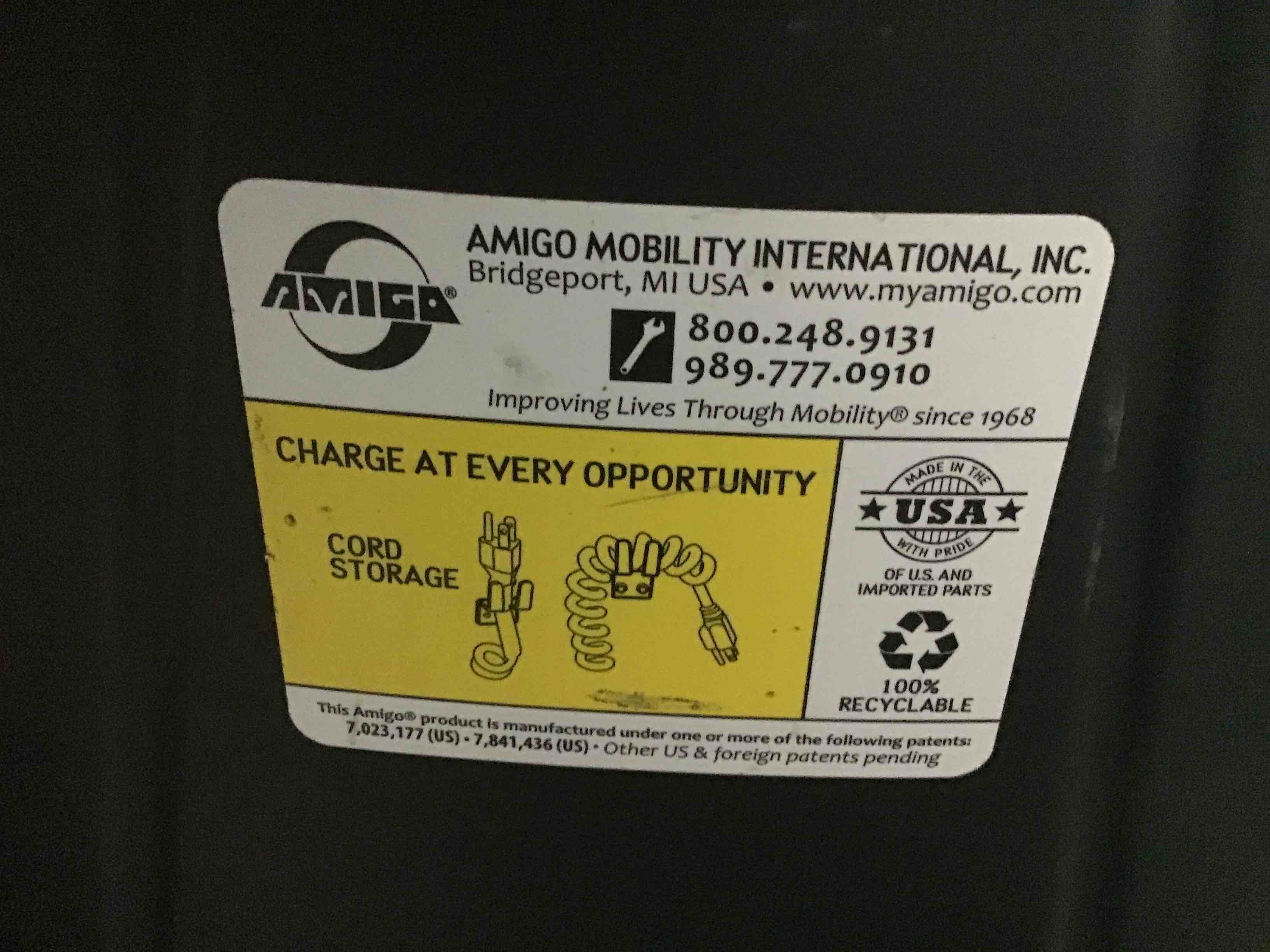 https://s3.amazonaws.com/lotting-images-prod/bidfta/RED3669068_1721765606537.jpeg