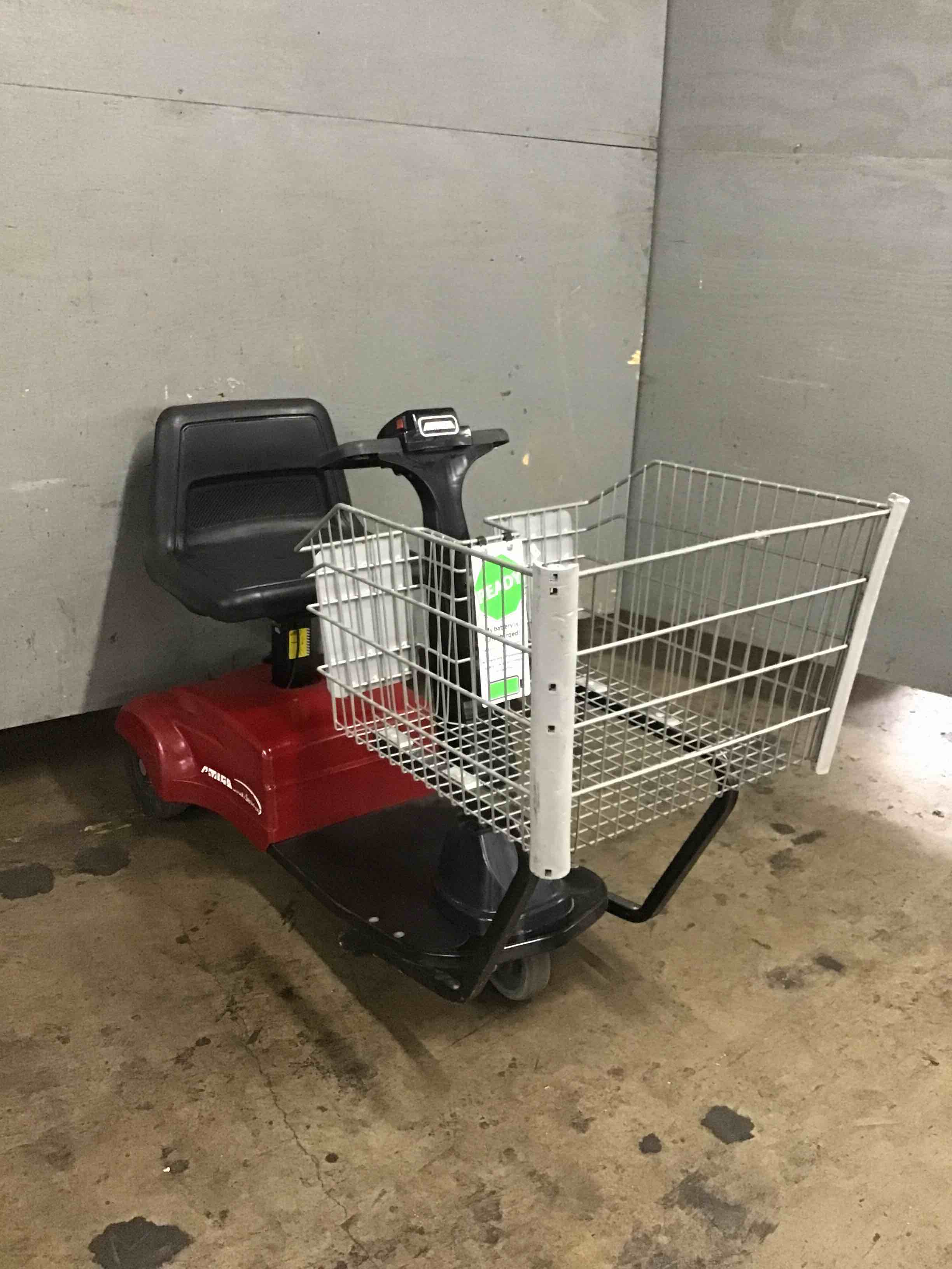Amiga SmartShopper Grocery And Retail Electric Shopping Cart