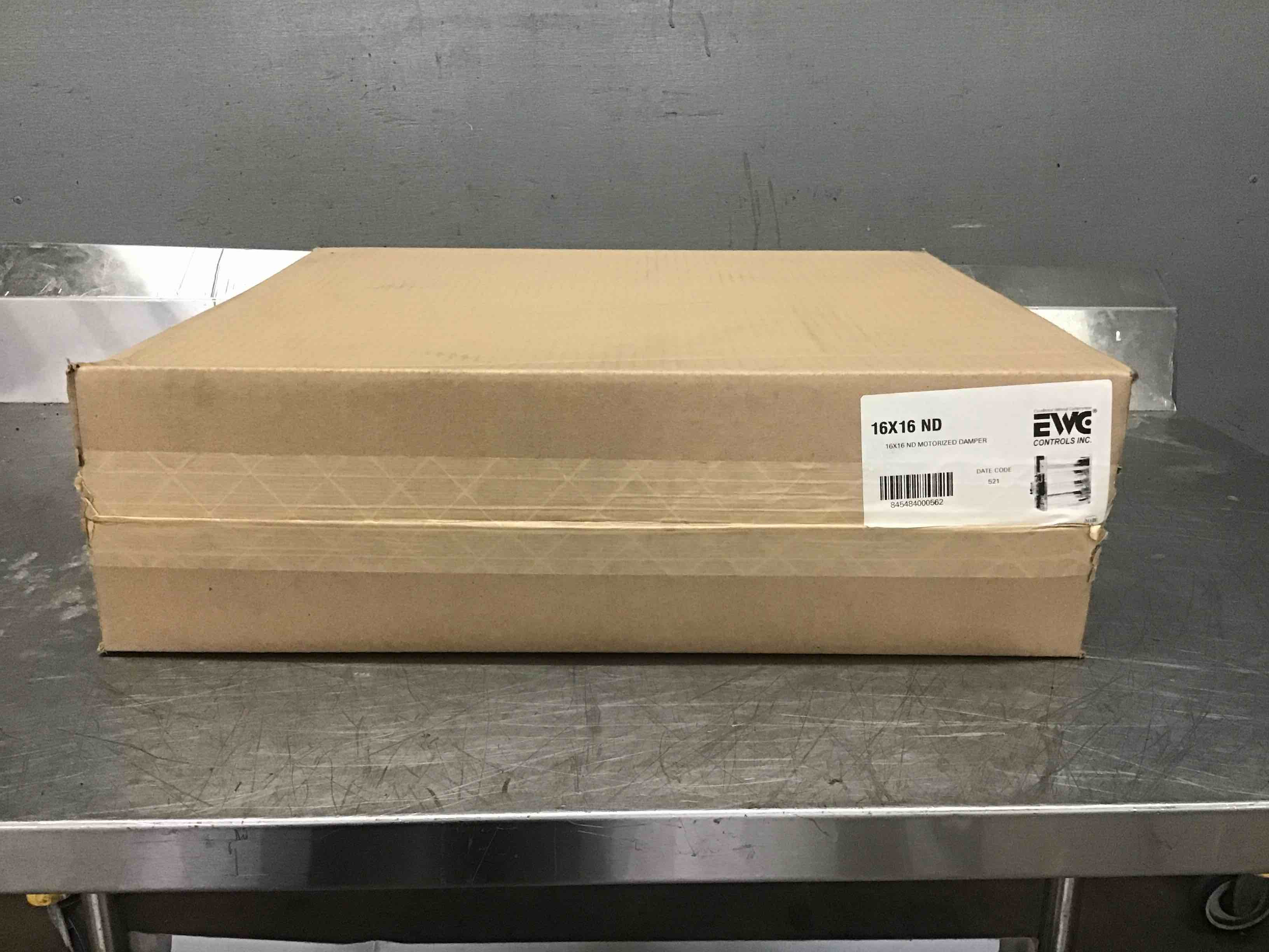 https://s3.amazonaws.com/lotting-images-prod/bidfta/RED3669438_1723821887660.jpeg