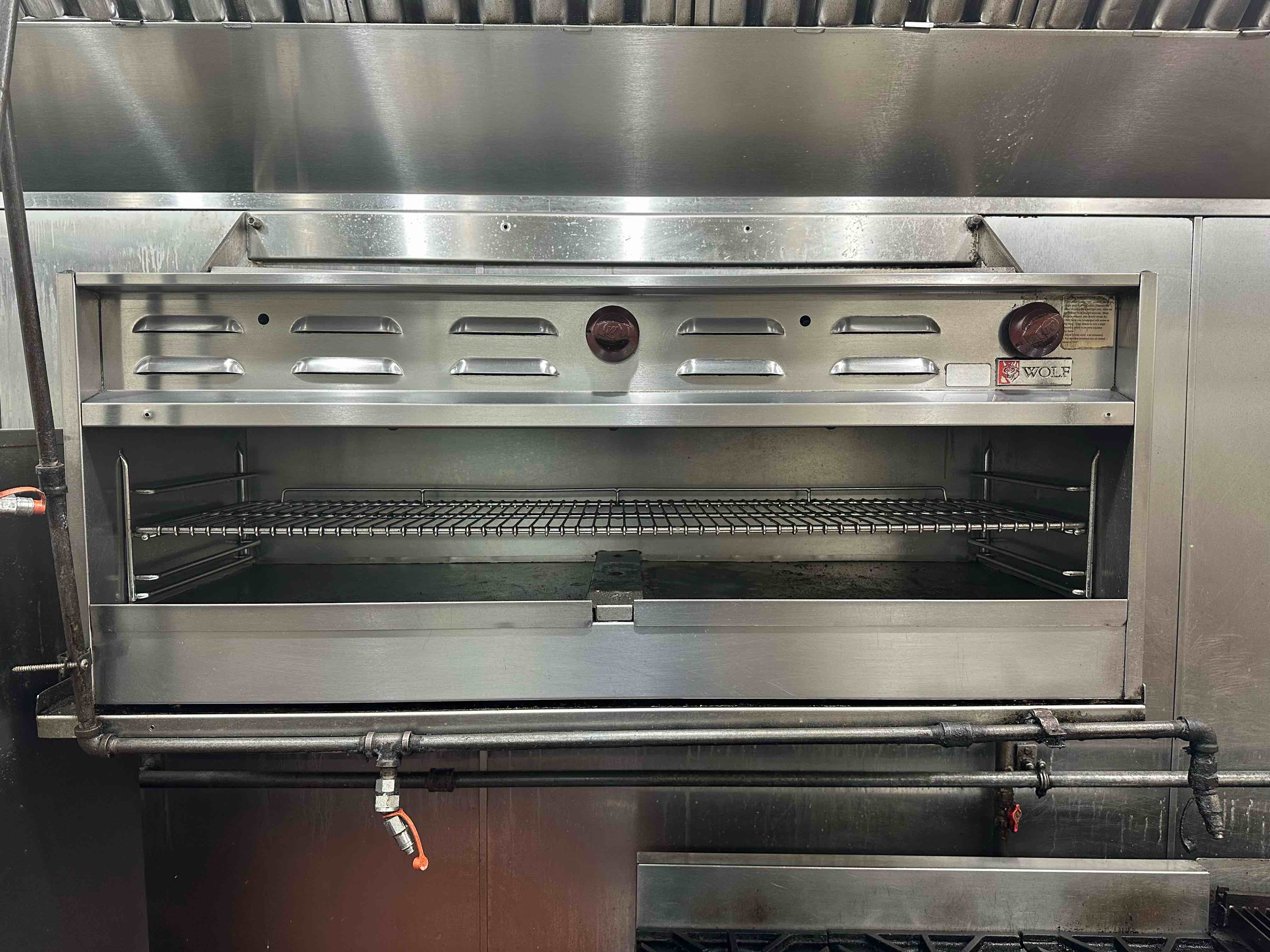 Wolf 48 Inch Stainless Steel Natural Gas Infrared Cheese Melter