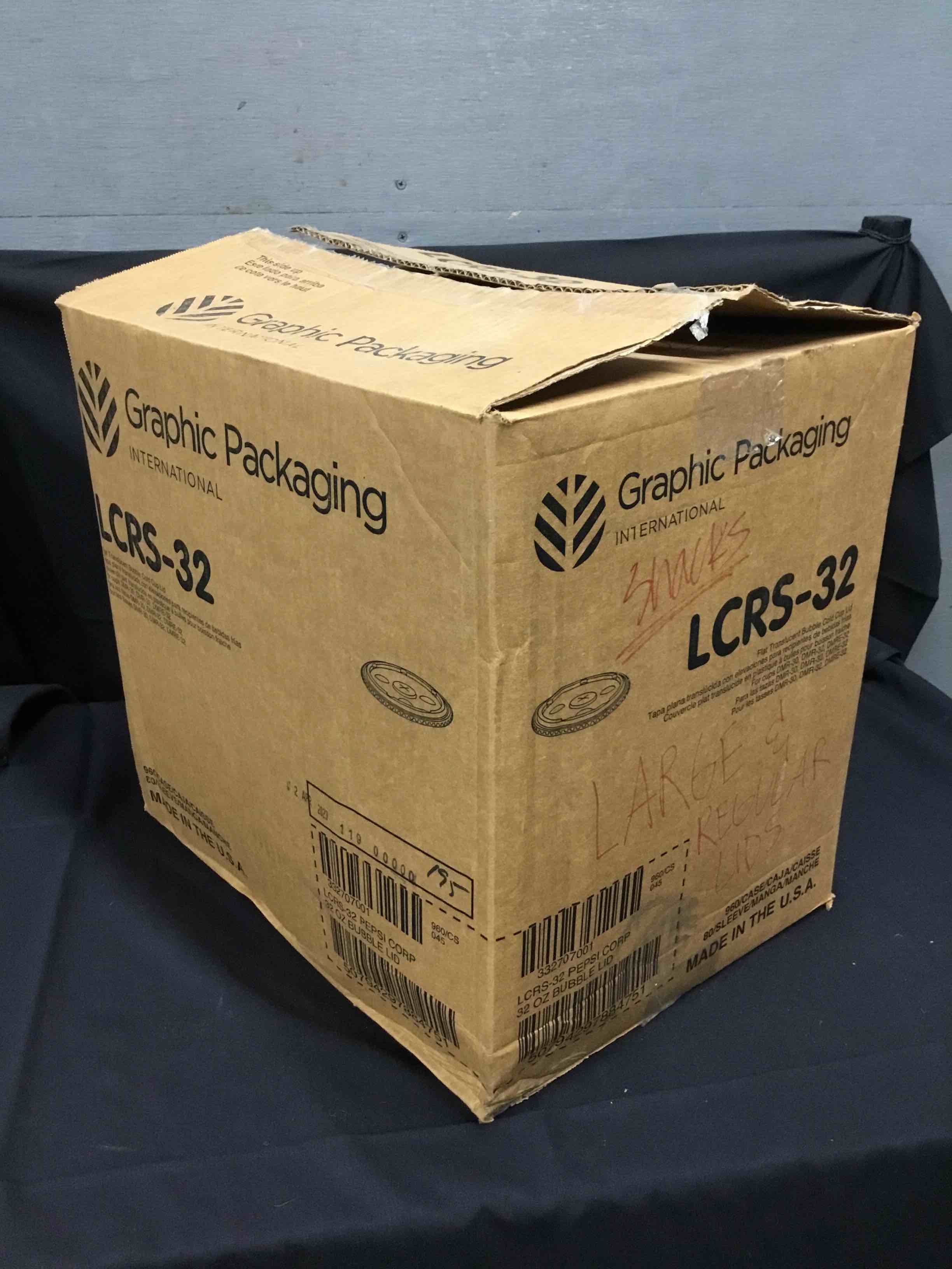 Flat Translucent Bubble Cold Cup Lid (30oz - 32oz), 960/Case